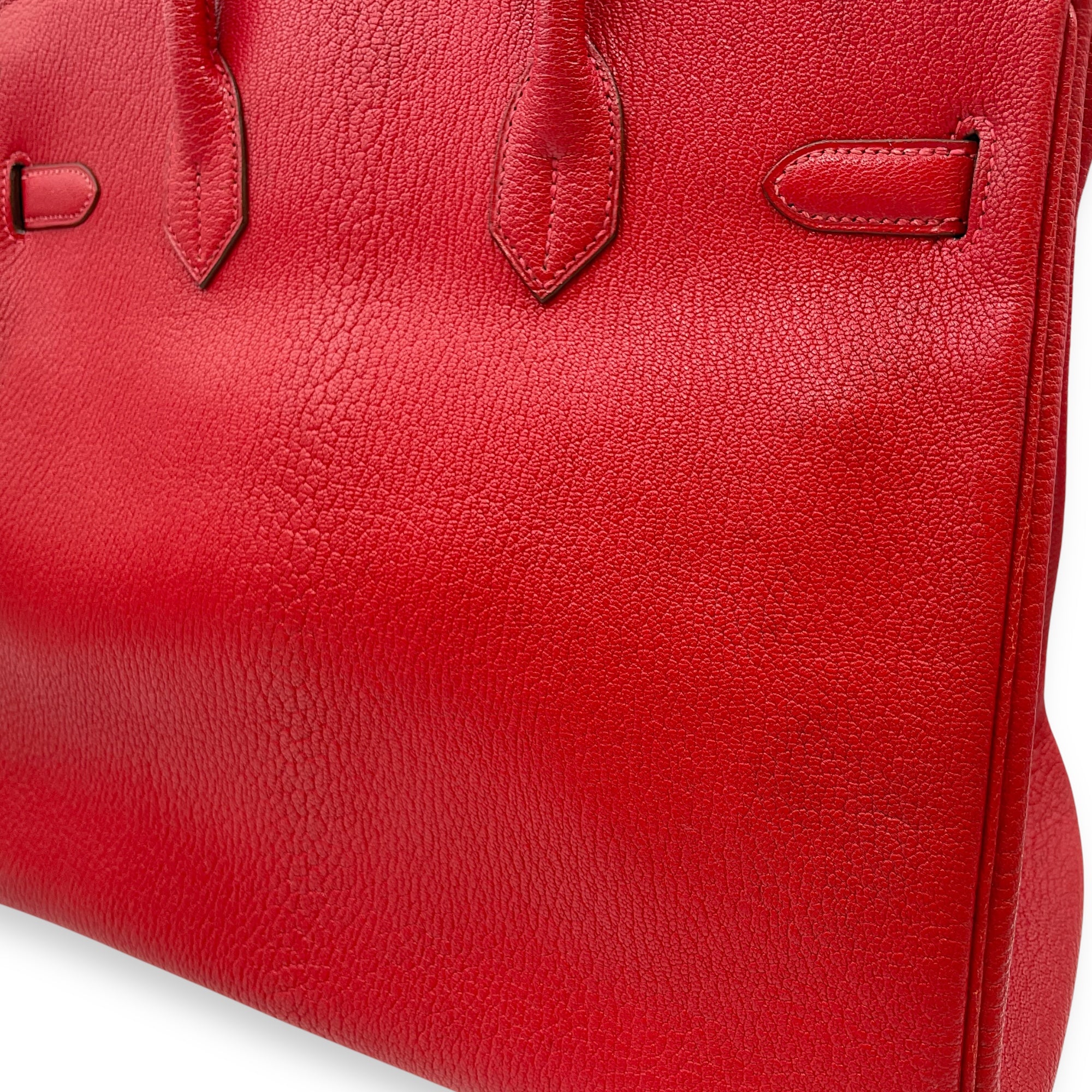 HAC 32 Rouge Vif in Chevre Coromandel, Gold hardware