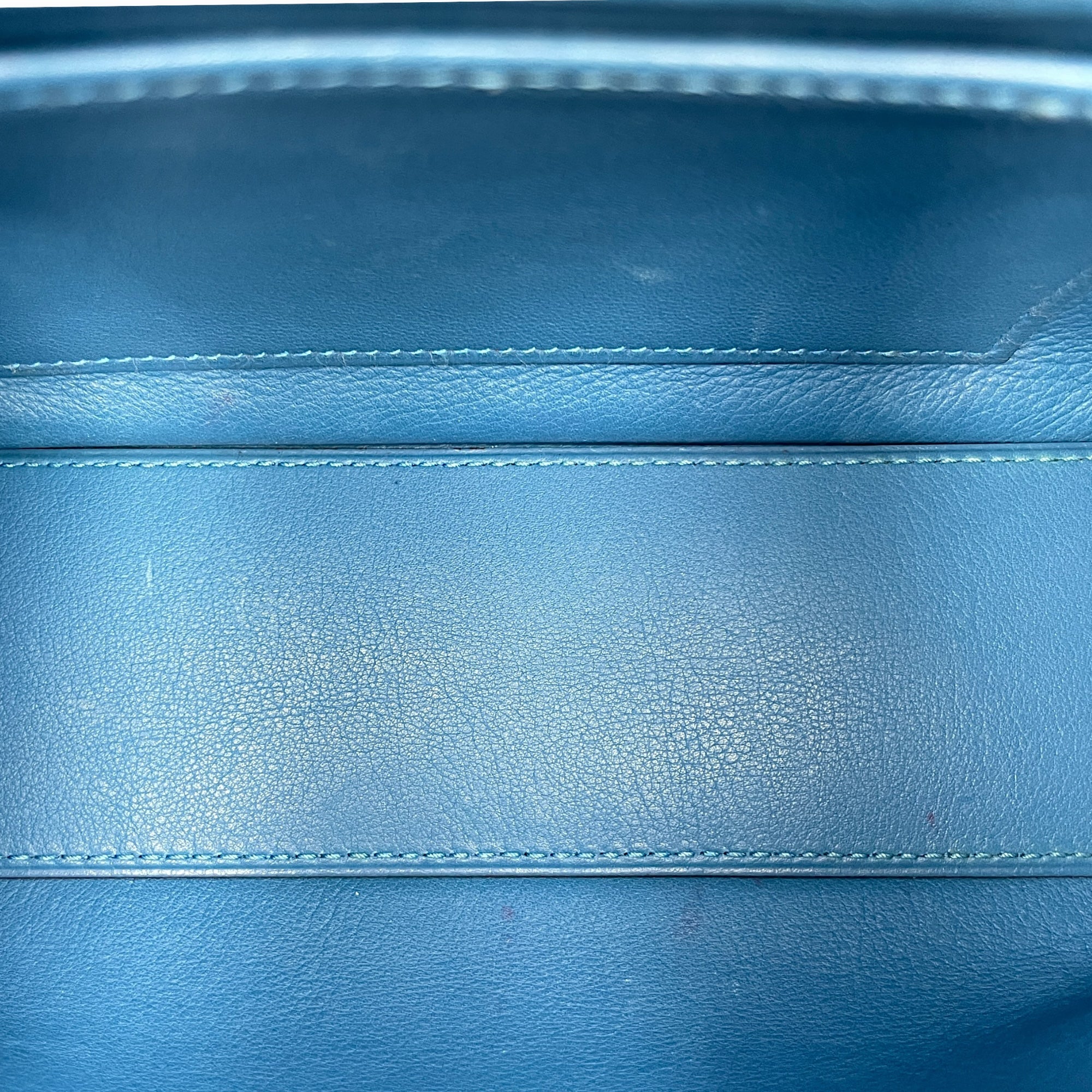 Kelly Danse Blue Mykonos in Swift, Palladium hardware