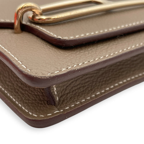 Roulis Slim Etoupe Wallet in Evercolor, Permabrass hardware