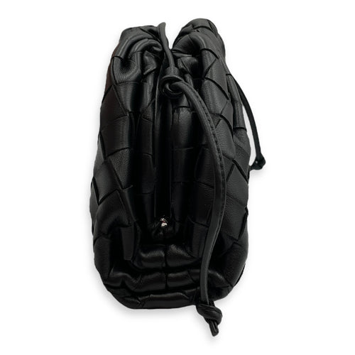 Pouch bag Intrecciato Black Crossbody Bag in Nappa Leather