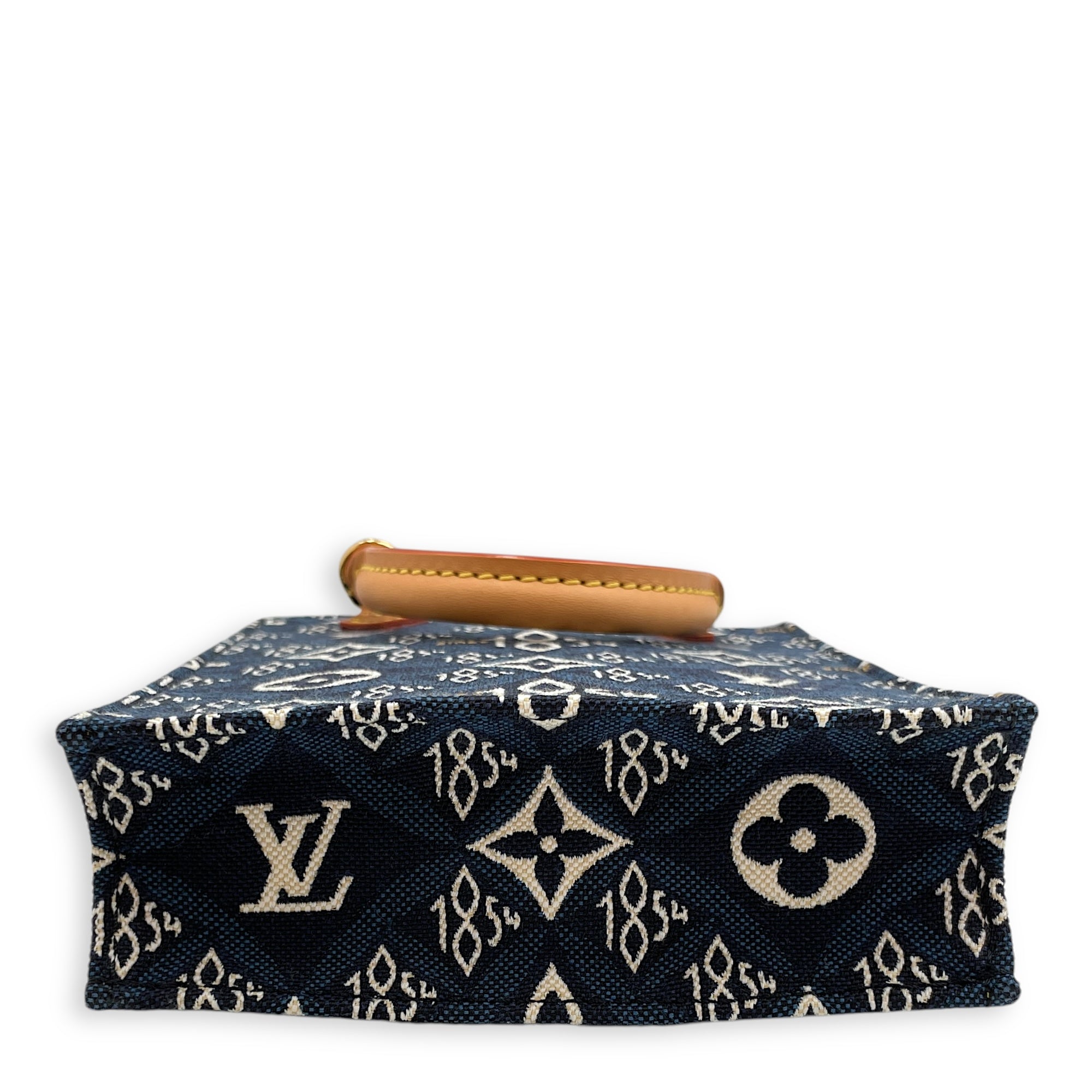 Sac Plat Blue Crossbody Bag in Denim, Gold hardware