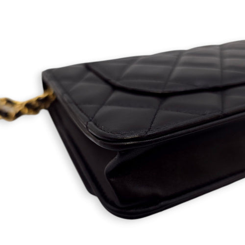 Pearl Crush CC Lock Black Wallet On Chain in Lambskin, Gold hardware