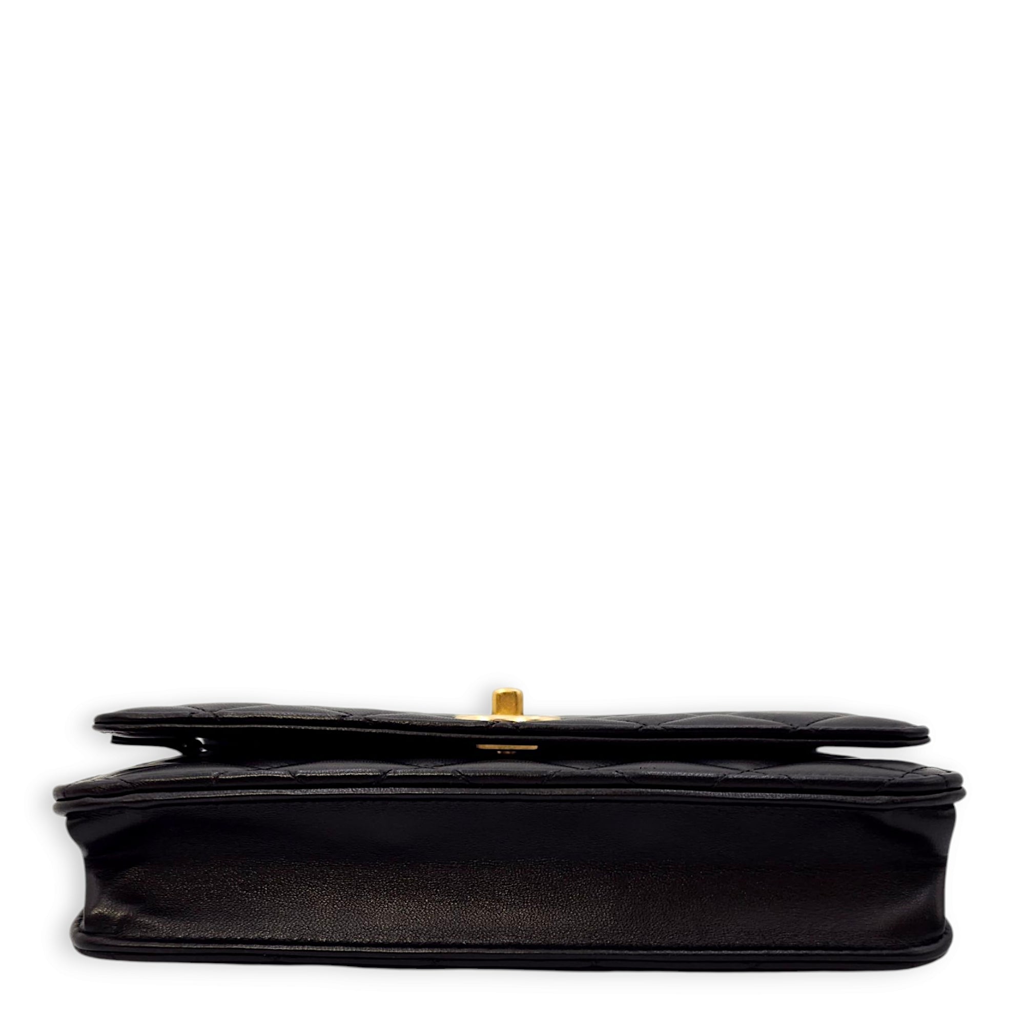 Pearl Crush CC Lock Black Wallet On Chain in Lambskin, Gold hardware