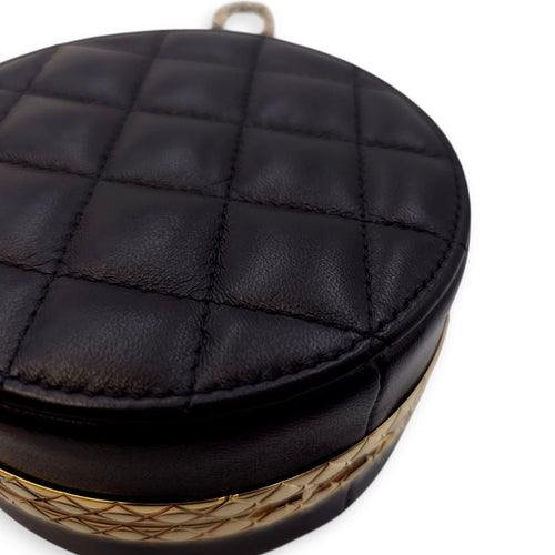 Quilted Filigree Chain Around Circle Black Crossbody Bag in Lambskin, Gold hardware