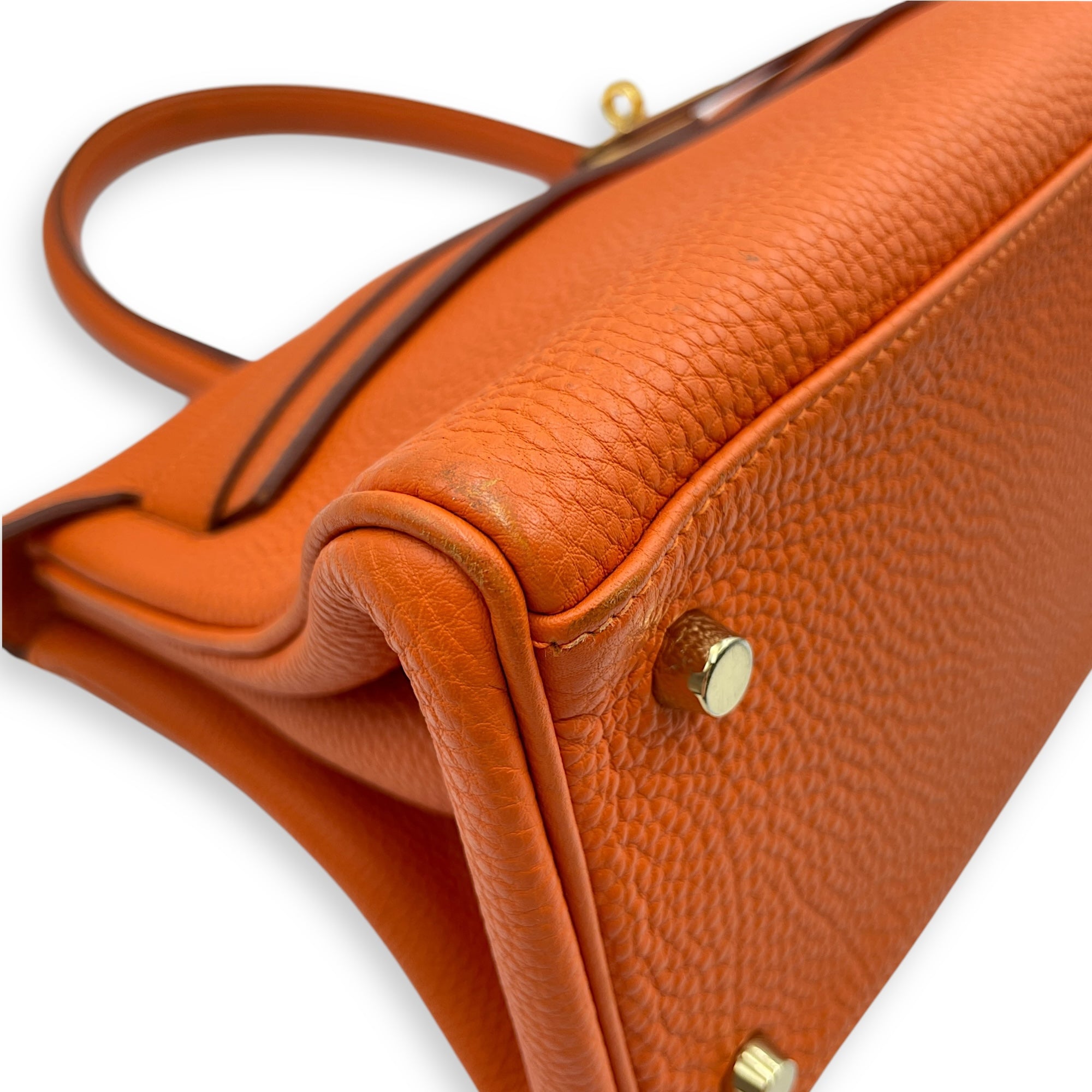 Shoulder Kelly 42 Orange in Togo, Gold hardware