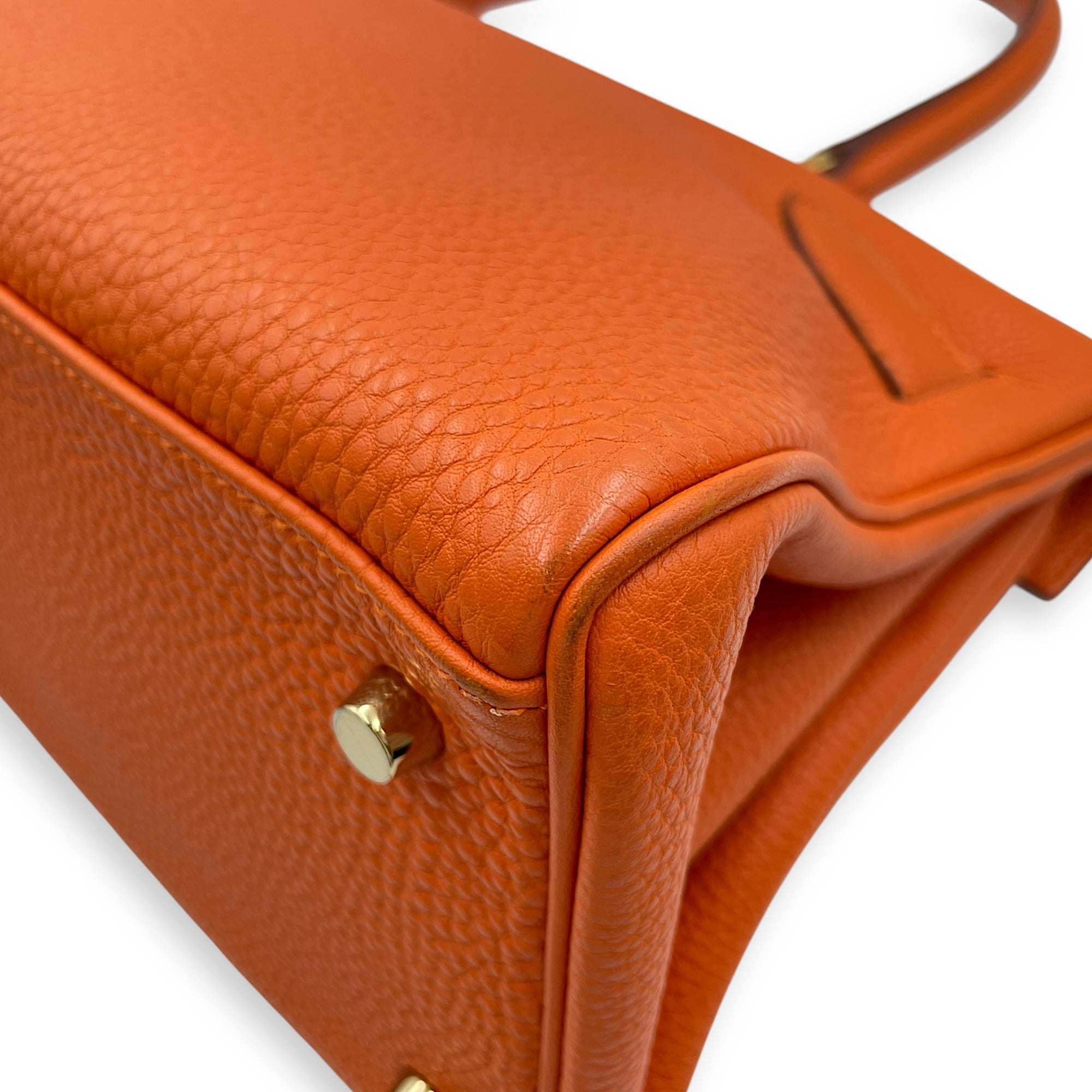 Shoulder Kelly 42 Orange in Togo, Gold hardware