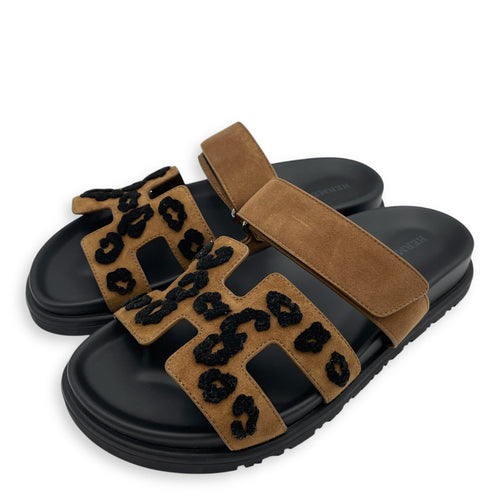 Chypre Sandal. Sz: 36 Brun Fume/Noir Sandals in Suede Leather