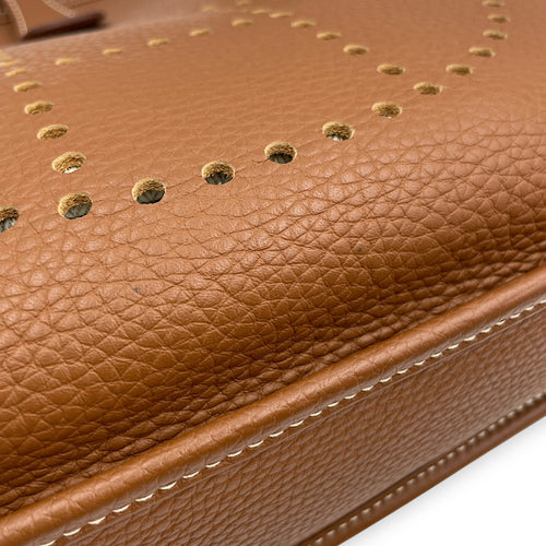 Evelyne III 29 Gold in Clemence, Palladium hardware