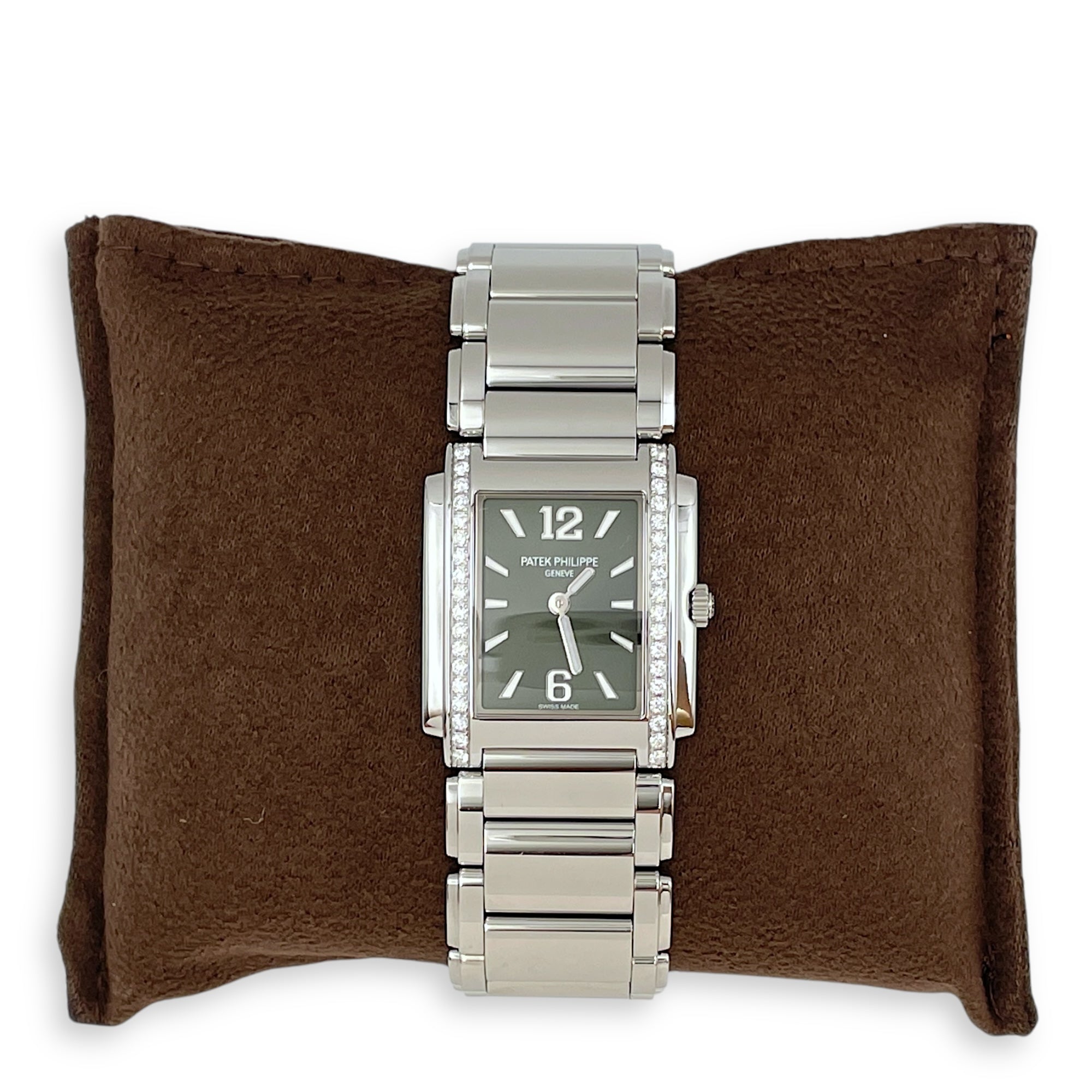 Twenty 4, Ref 4910/1200A-011