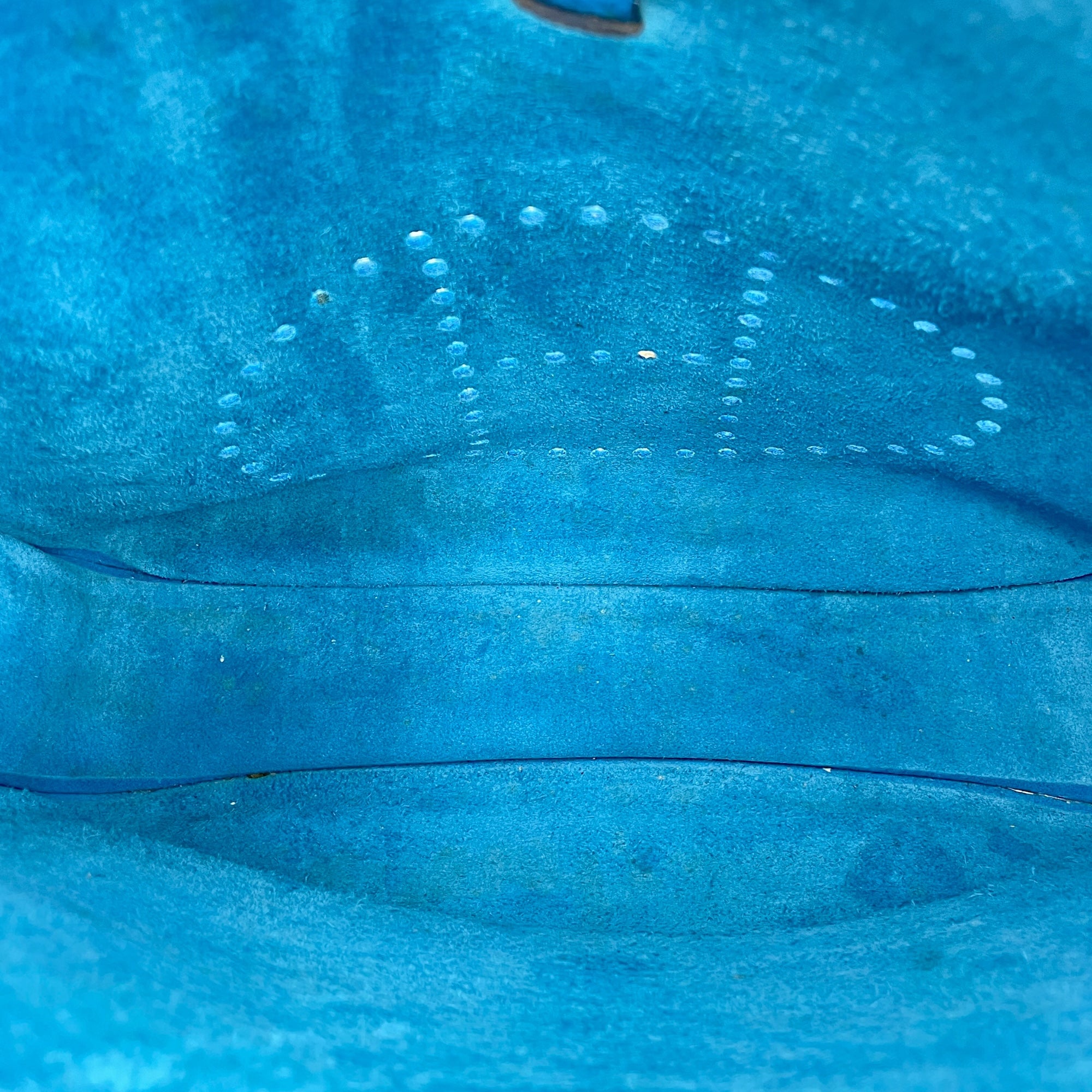 Evelyne III 29 Blue Frida in Clemence, Palladium hardware