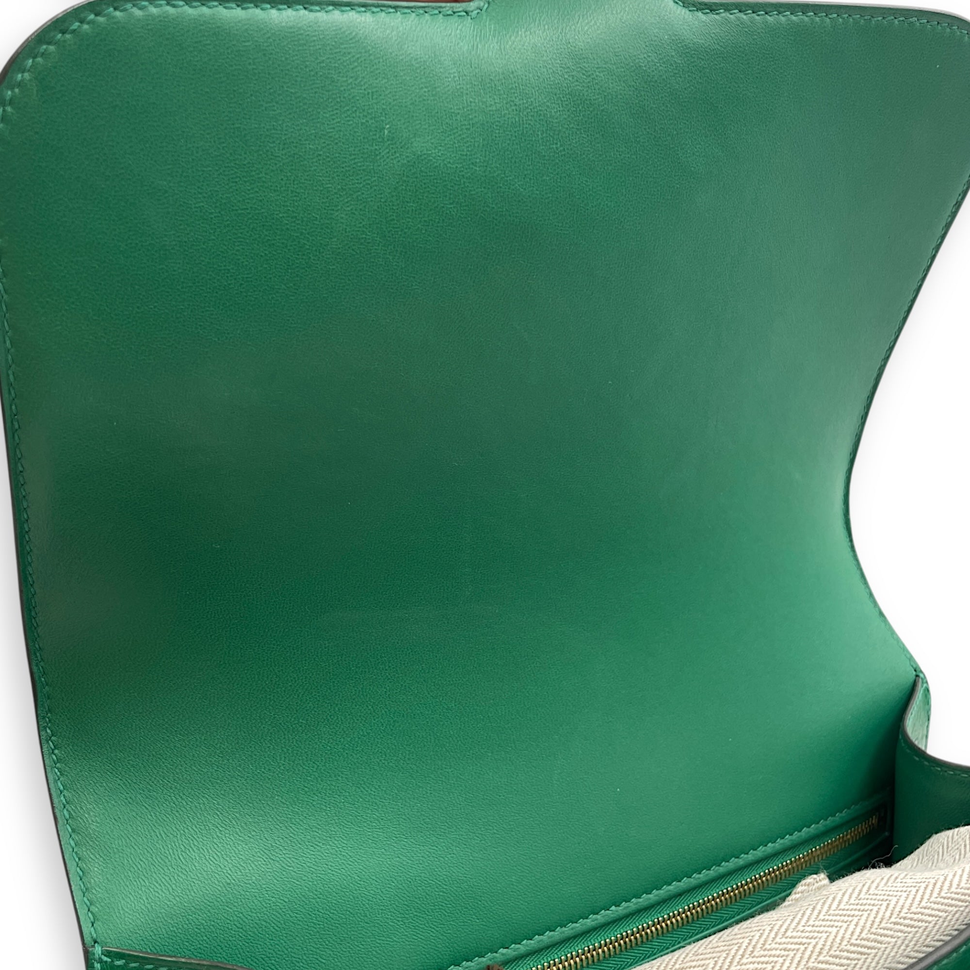 Constance 24 Vert Vertigo in Ostrich, Gold hardware