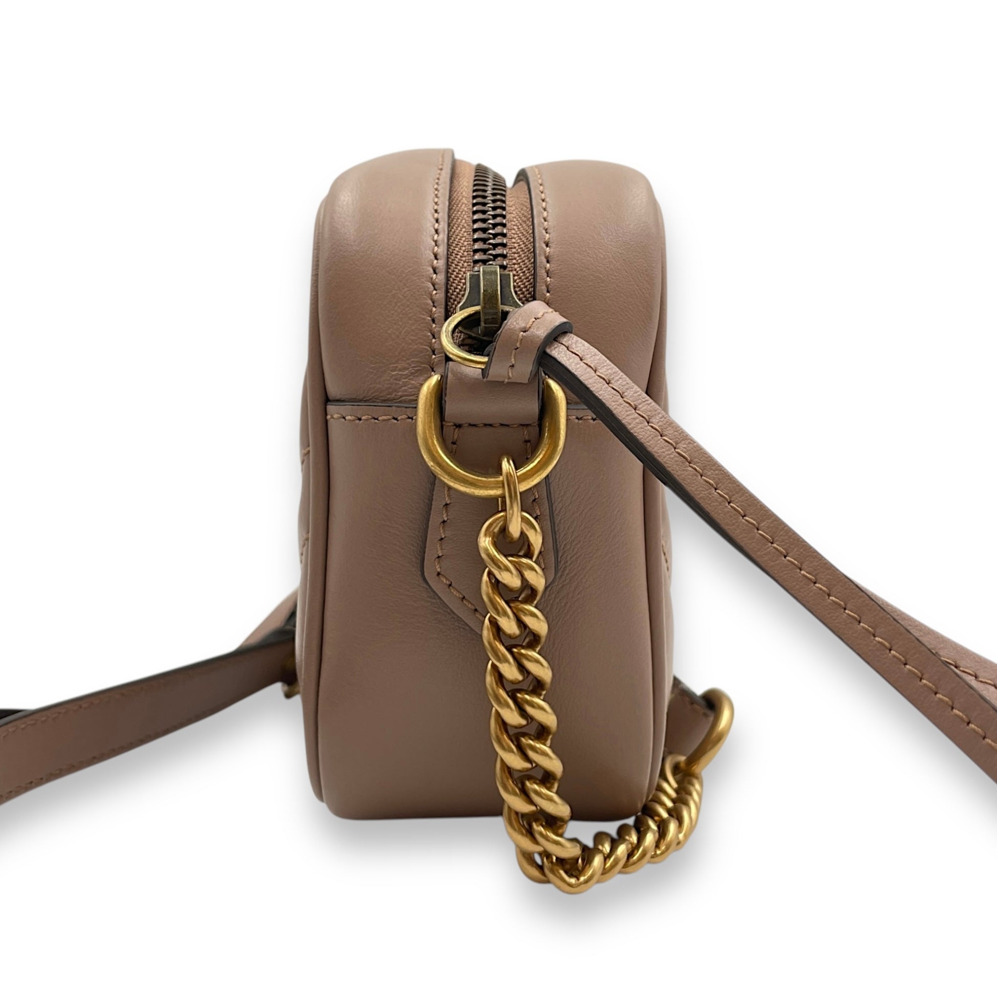 GG Marmont Mauve Crossbody Bag in Calfskin, Gold hardware