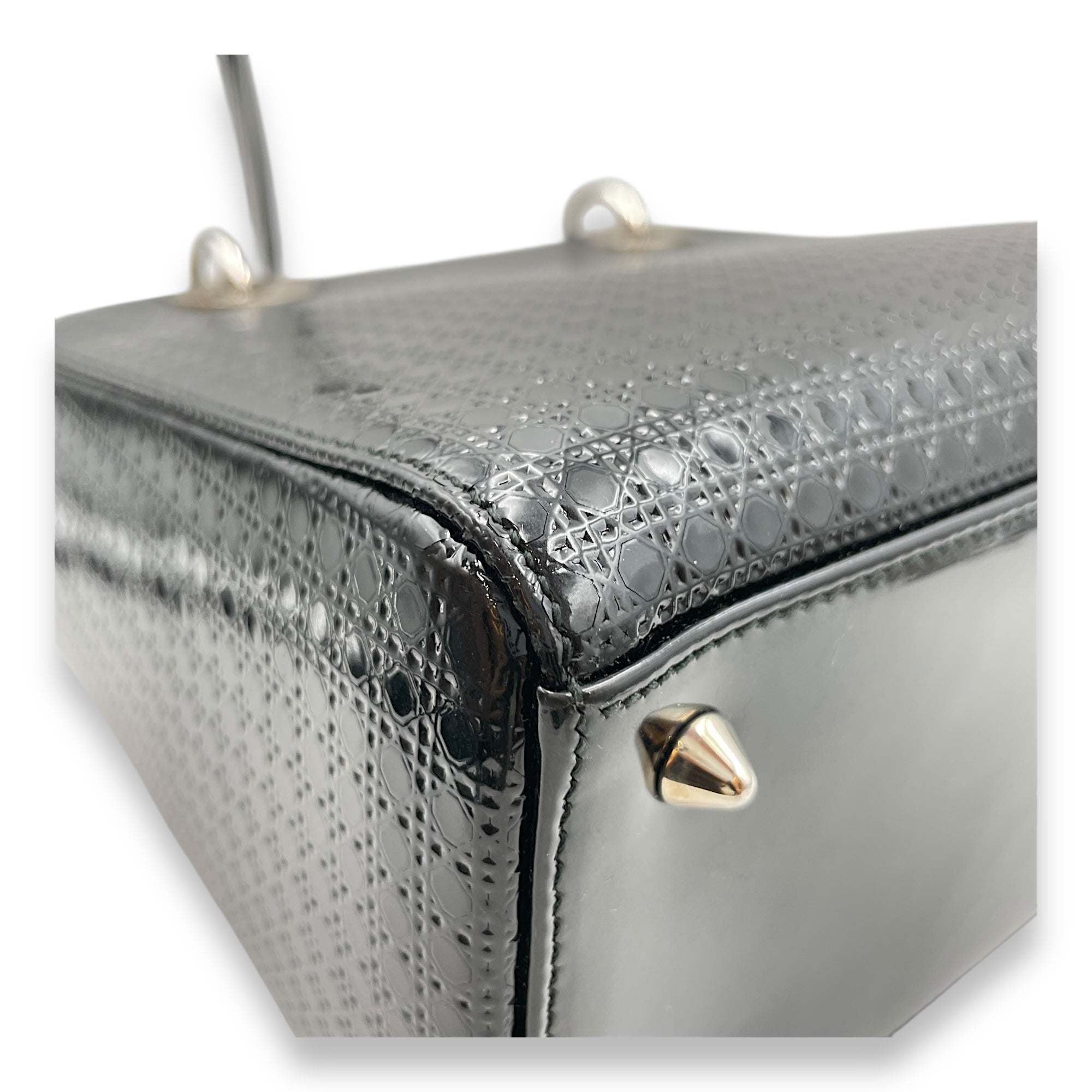 Lady Dior Cannage Tote with Zipper Medium Black Top Handle Bag in Patent, Silver hardware