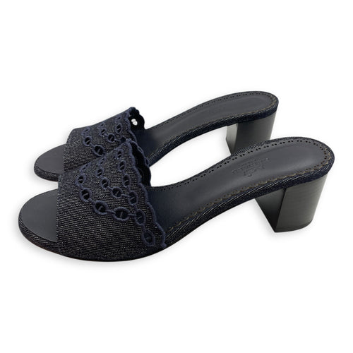 Gwladys 45 Sandal. Sz: 38 Denim Sandals in Toile