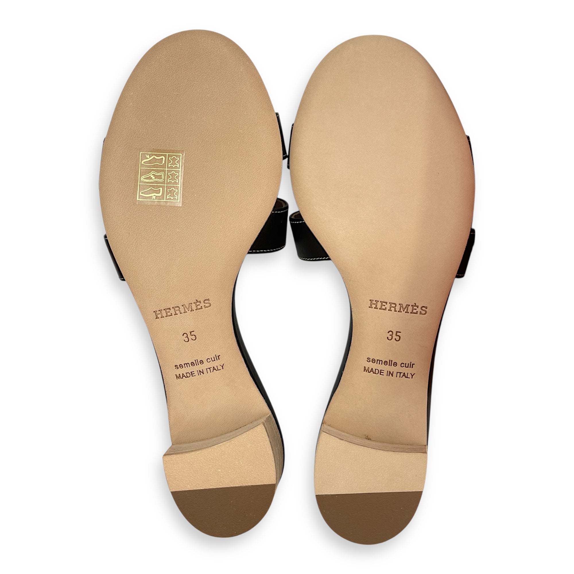 Oasis 35 Black Sandals in Calfskin