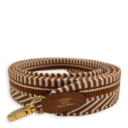 Sangle 25mm x 105cm Gold Cavale in Swift, Gold hardware