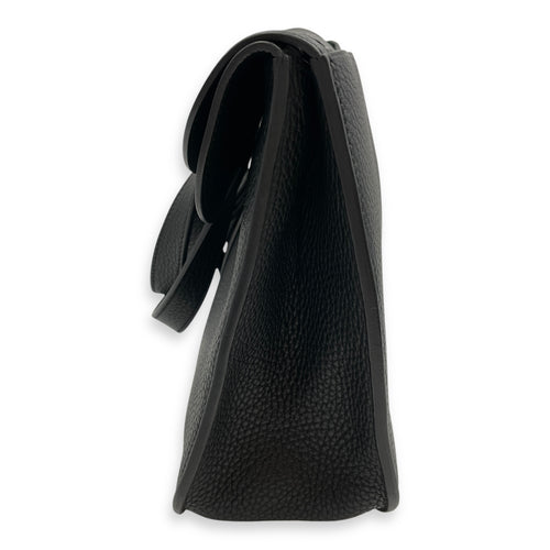 Halzan 31 Black in Clemence, Gold hardware