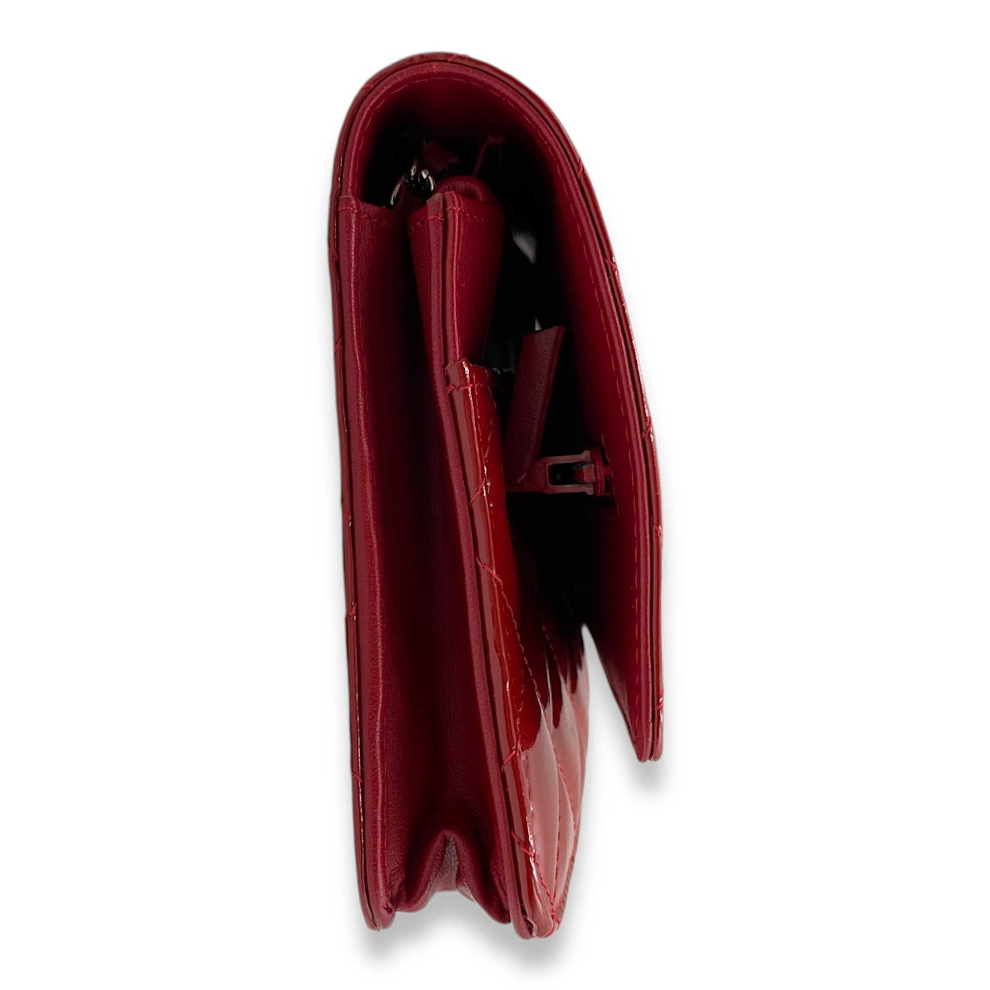Wallet on Chain Red in Patent Leather, Silver hardware