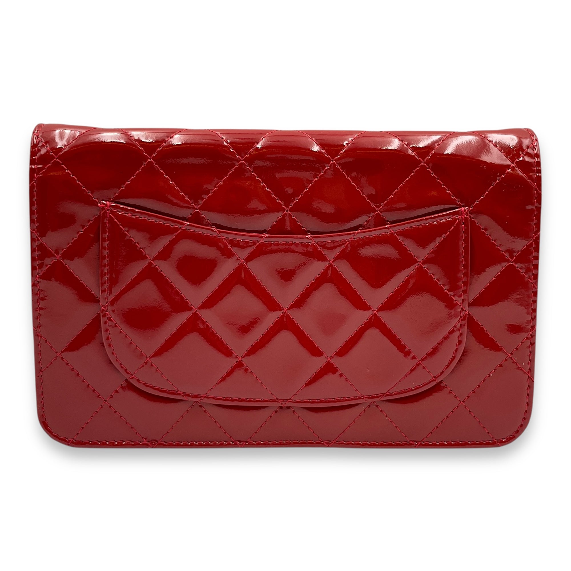 Wallet on Chain Red in Patent Leather, Silver hardware