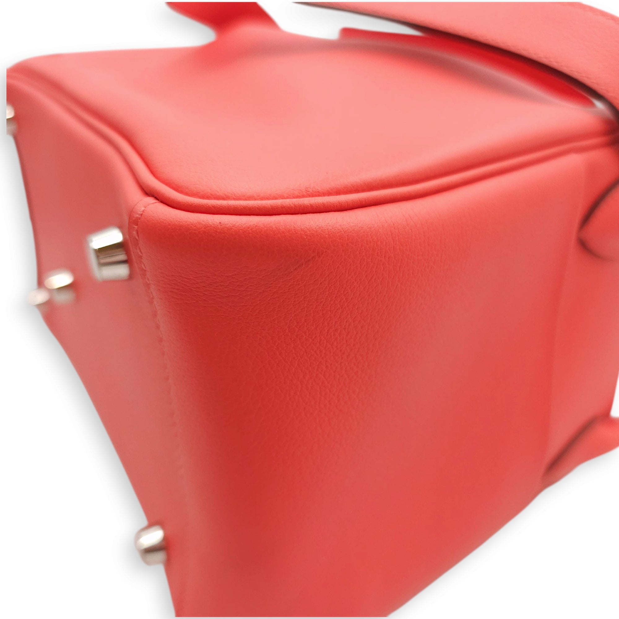 Lindy 26 Rose Texas in Evercolor, Palladium hardware