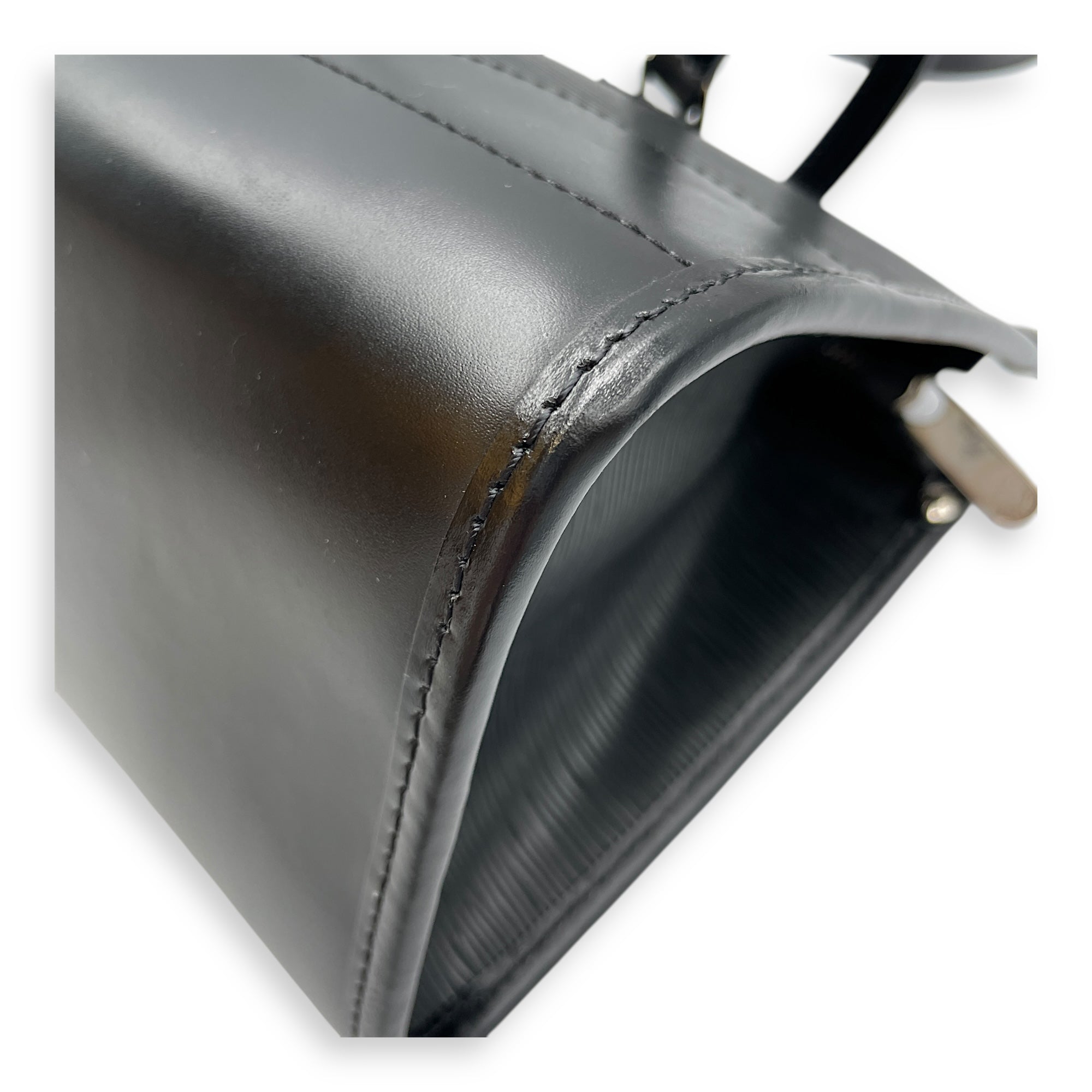Madeleine PM Epi Black Top Handle Bag in Epi Leather, Silver hardware