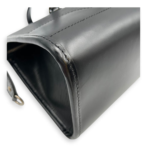 Madeleine PM Epi Black Top Handle Bag in Epi Leather, Silver hardware