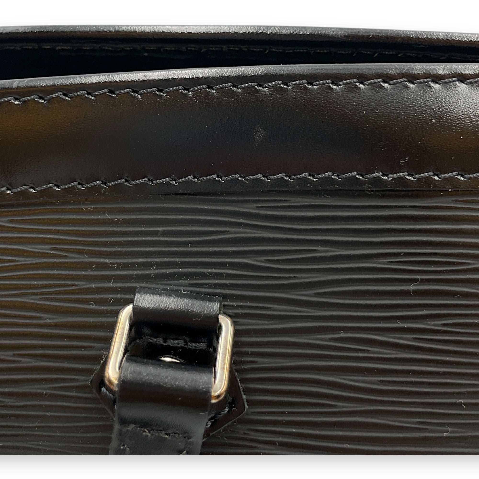 Madeleine PM Epi Black Top Handle Bag in Epi Leather, Silver hardware
