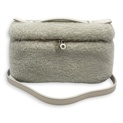 Extra Pocket 19 shearing fur Grey Crossbody Bag in Cashfur, Silver hardware