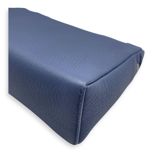 Extra pocket 19 Blue Crossbody Bag in Calfskin, Silver hardware