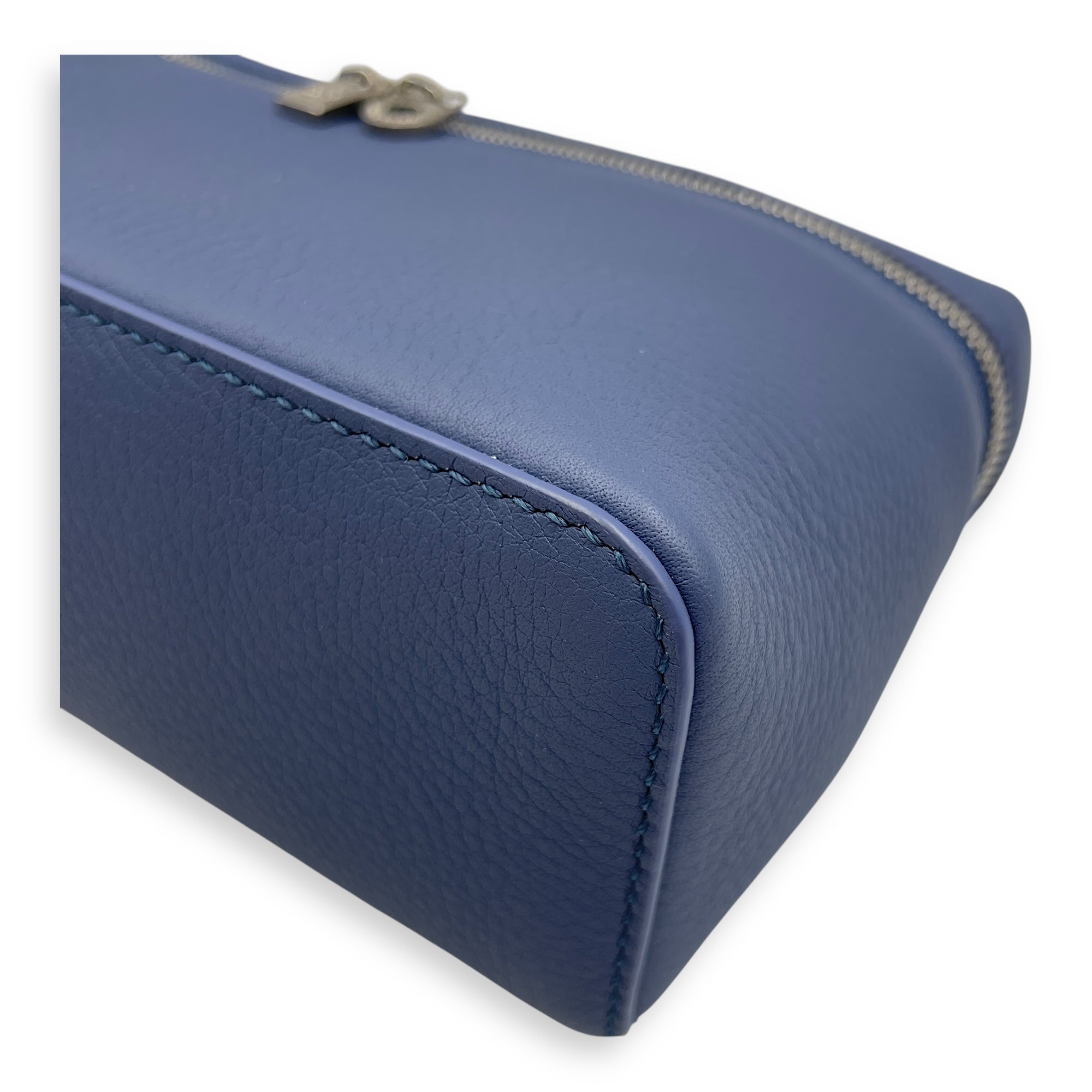Extra pocket 19 Blue Crossbody Bag in Calfskin, Silver hardware