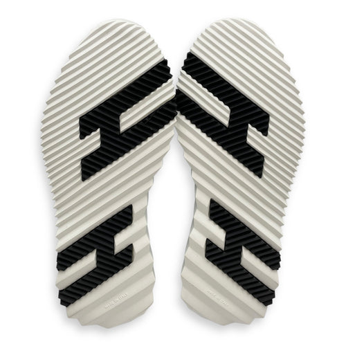 Bouncing Sneaker. Sz: 36 Blanc Sneakers in Chevre Velours