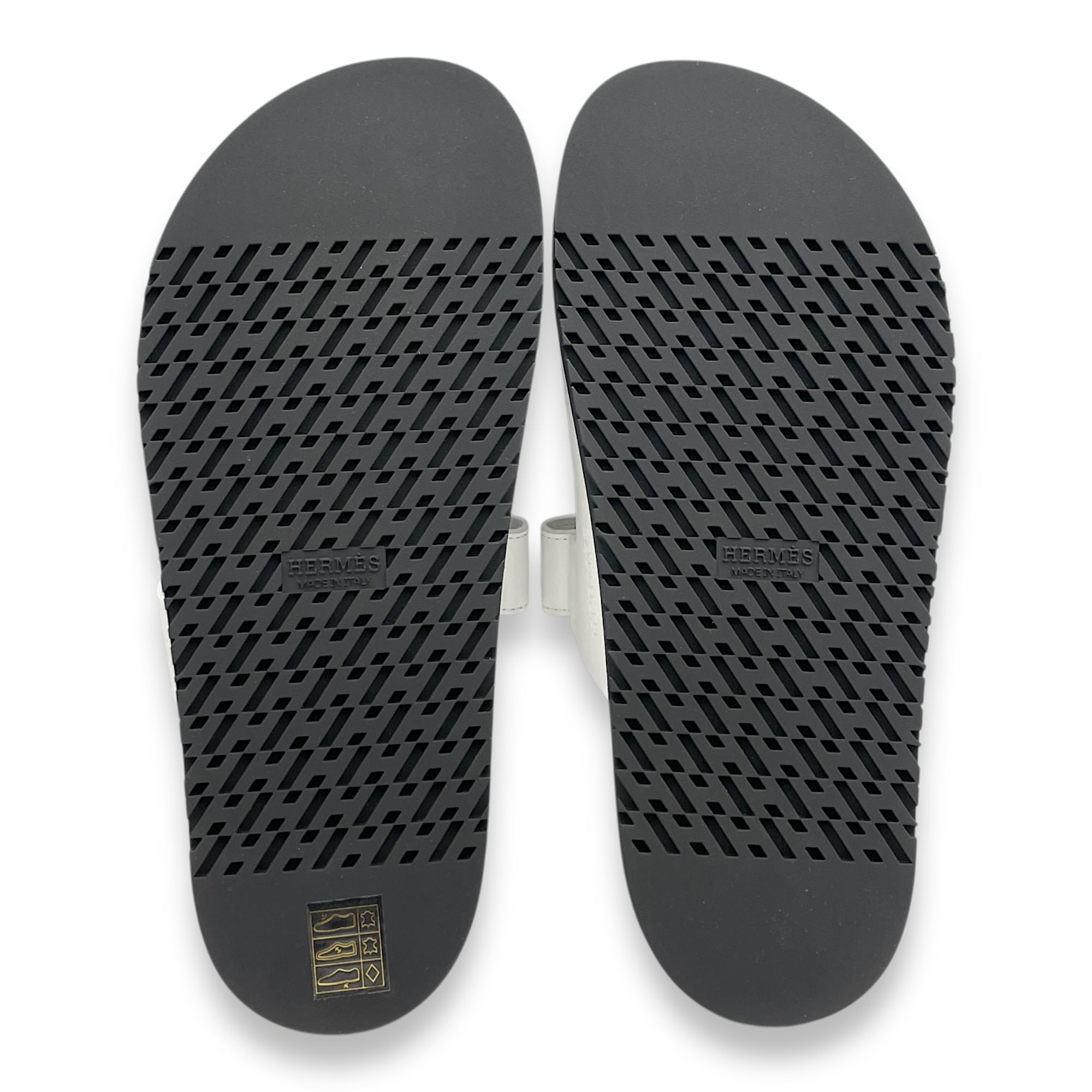 Chypre 38.5 Blanc Sandals in Calfskin
