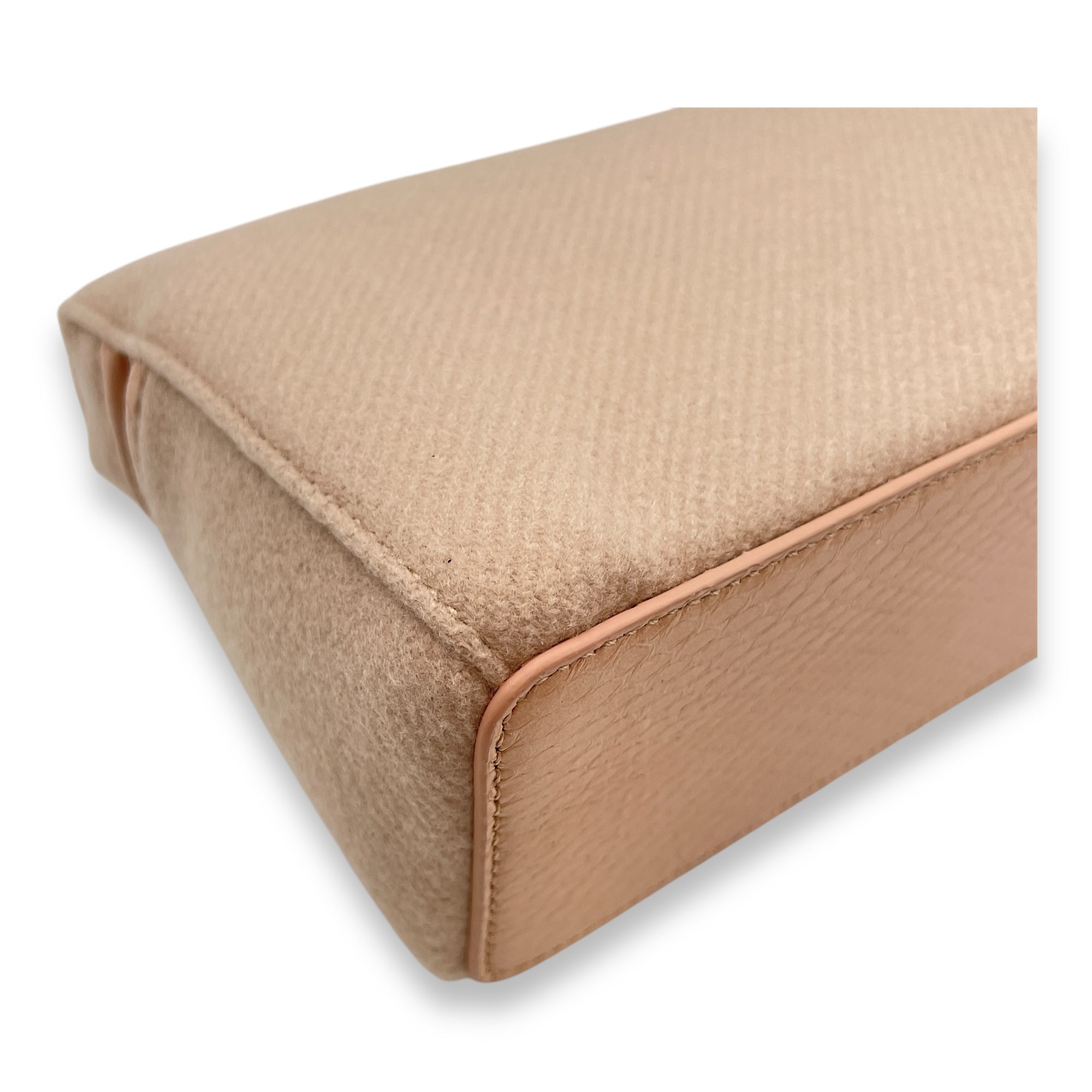 Extra Pocket 19 Pale Pink Top Handle Bag in cashmere/python, Silver hardware