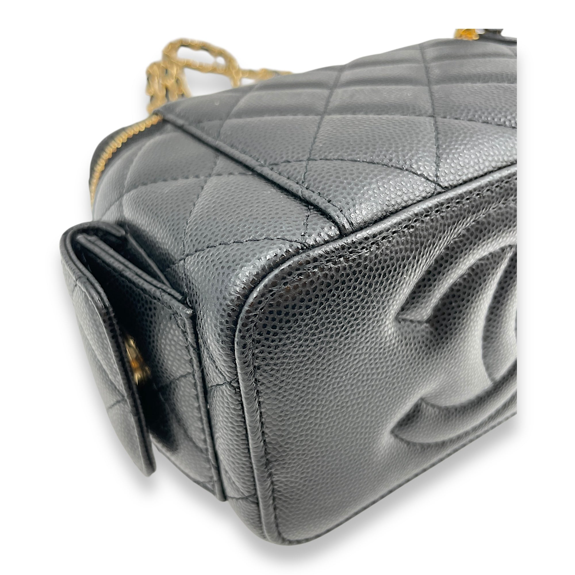 Quilted CC Vanity Black Crossbody Bag in Caviar Leather, Gold hardware