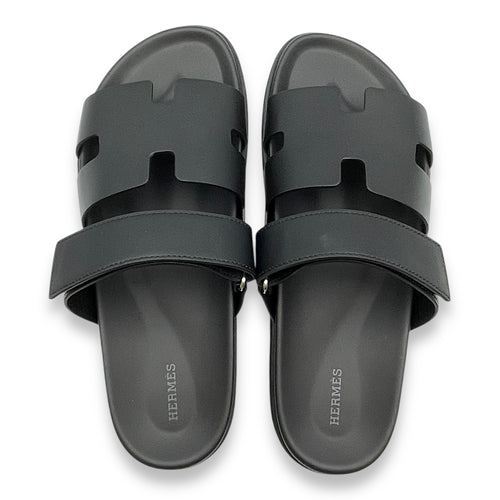 Chypre 44 Black Sandal in Calfskin
