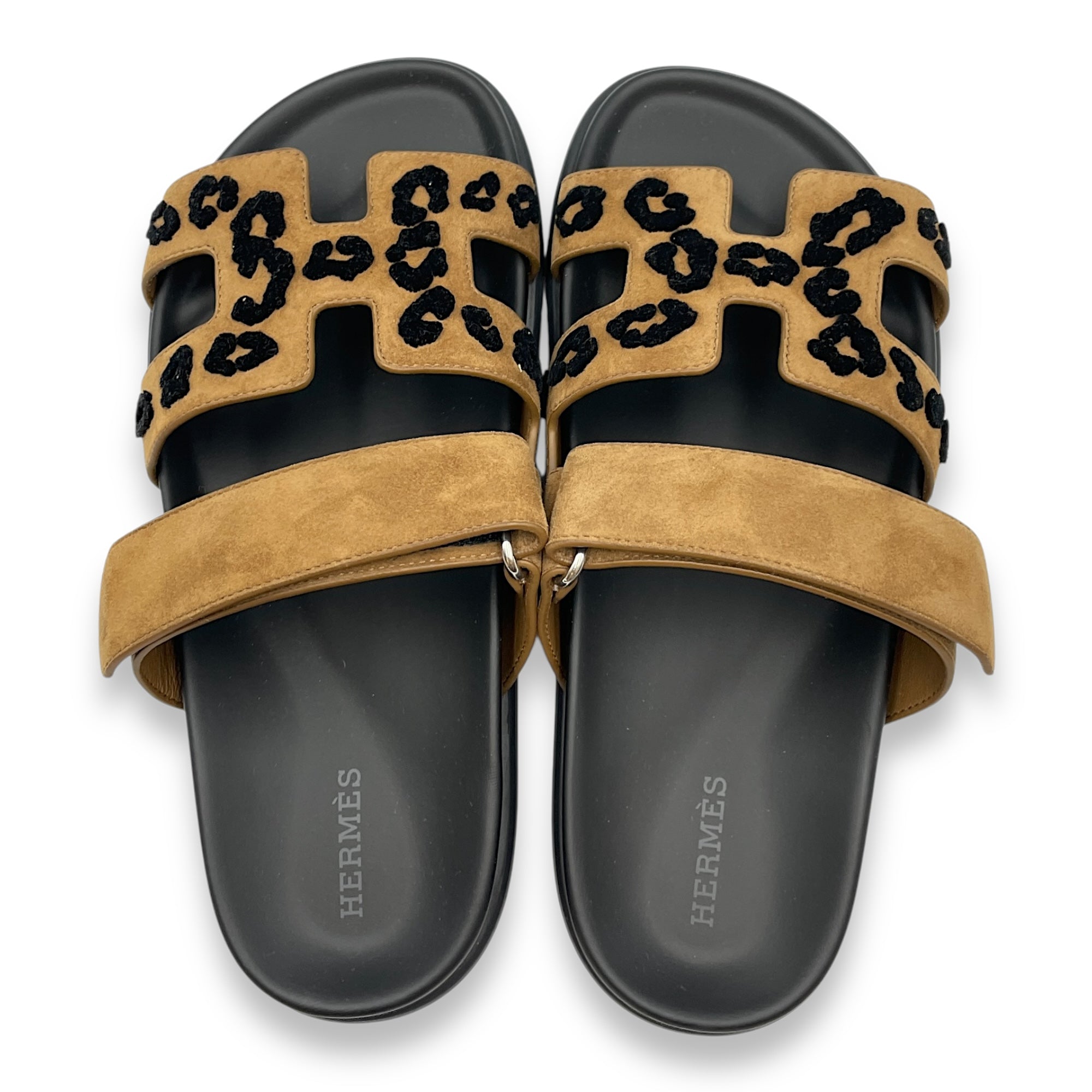 Chypre 37 Brun Fume/Noir Sandal in Suede Leather