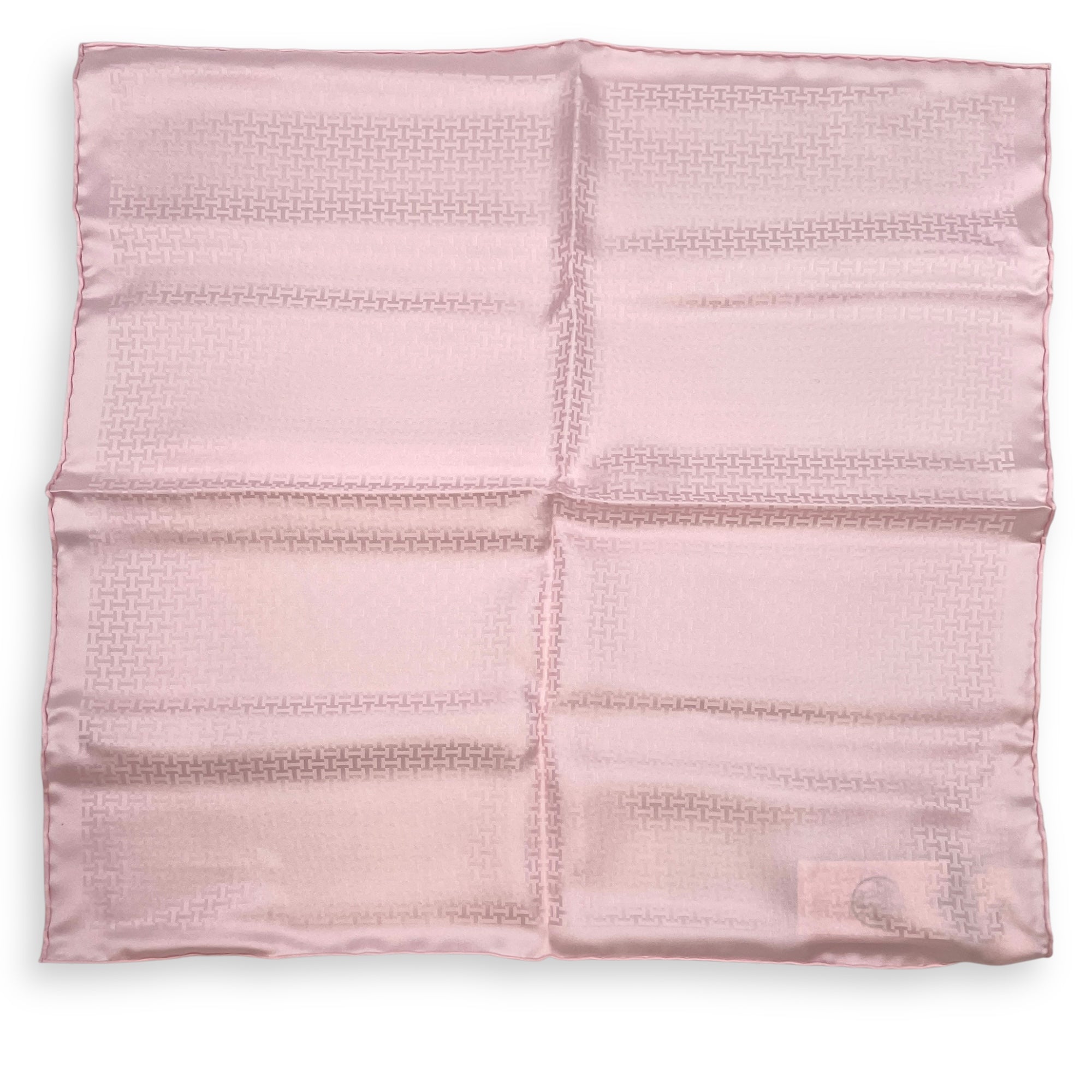 Faconne Grand H 45 Baby Powder Pocket Square