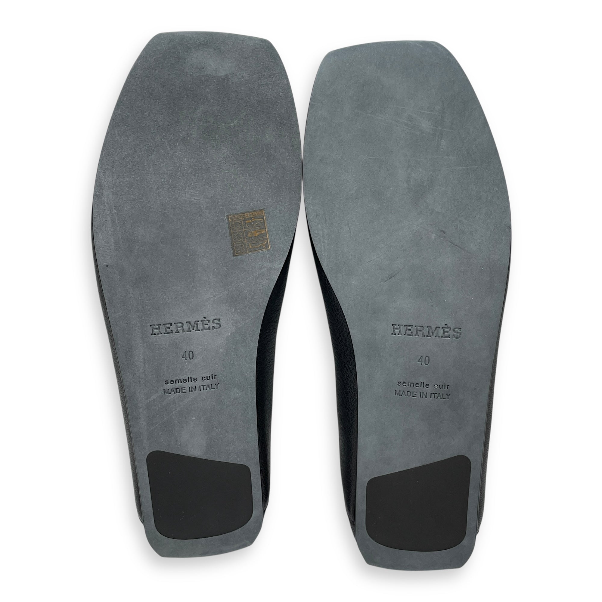 Kiru 40 Black Loafers in Goat Leather