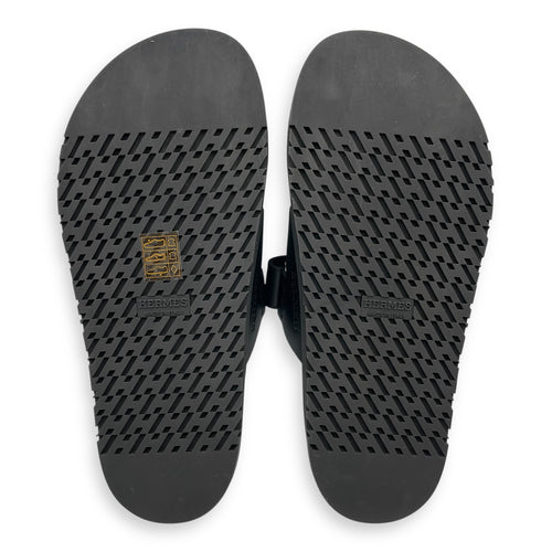 Chypre 37.5 Black Sandals in Calfskin