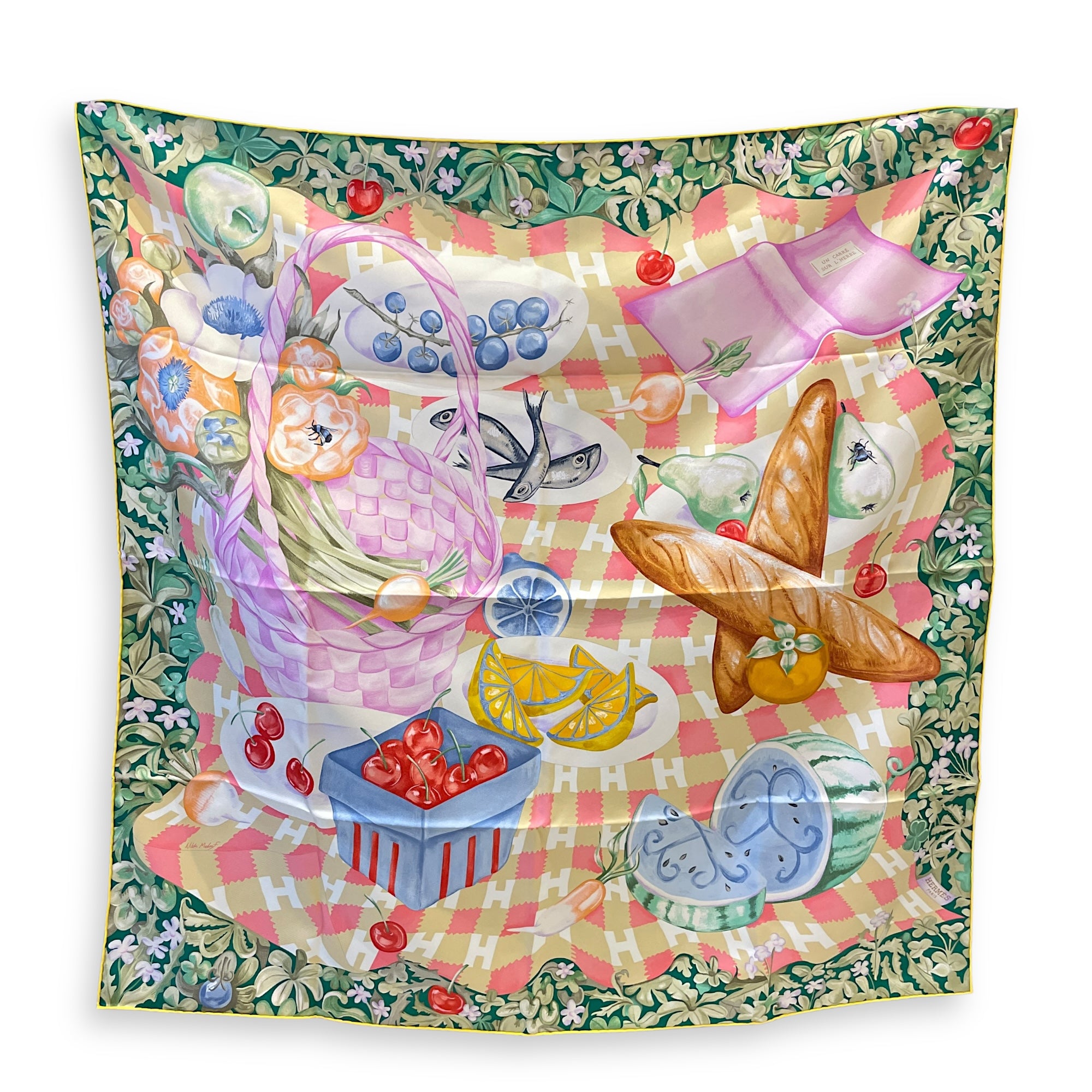 Un Carre sur l'Herbe 90 Vert/Jaune/Mauve Scarf