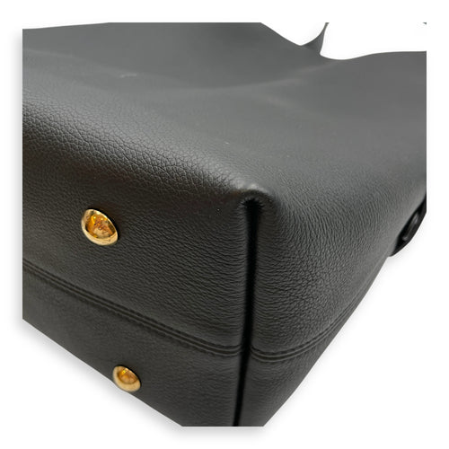 Low Key Hobo MM Black Shoulder Bag in Calfskin, Gold hardware