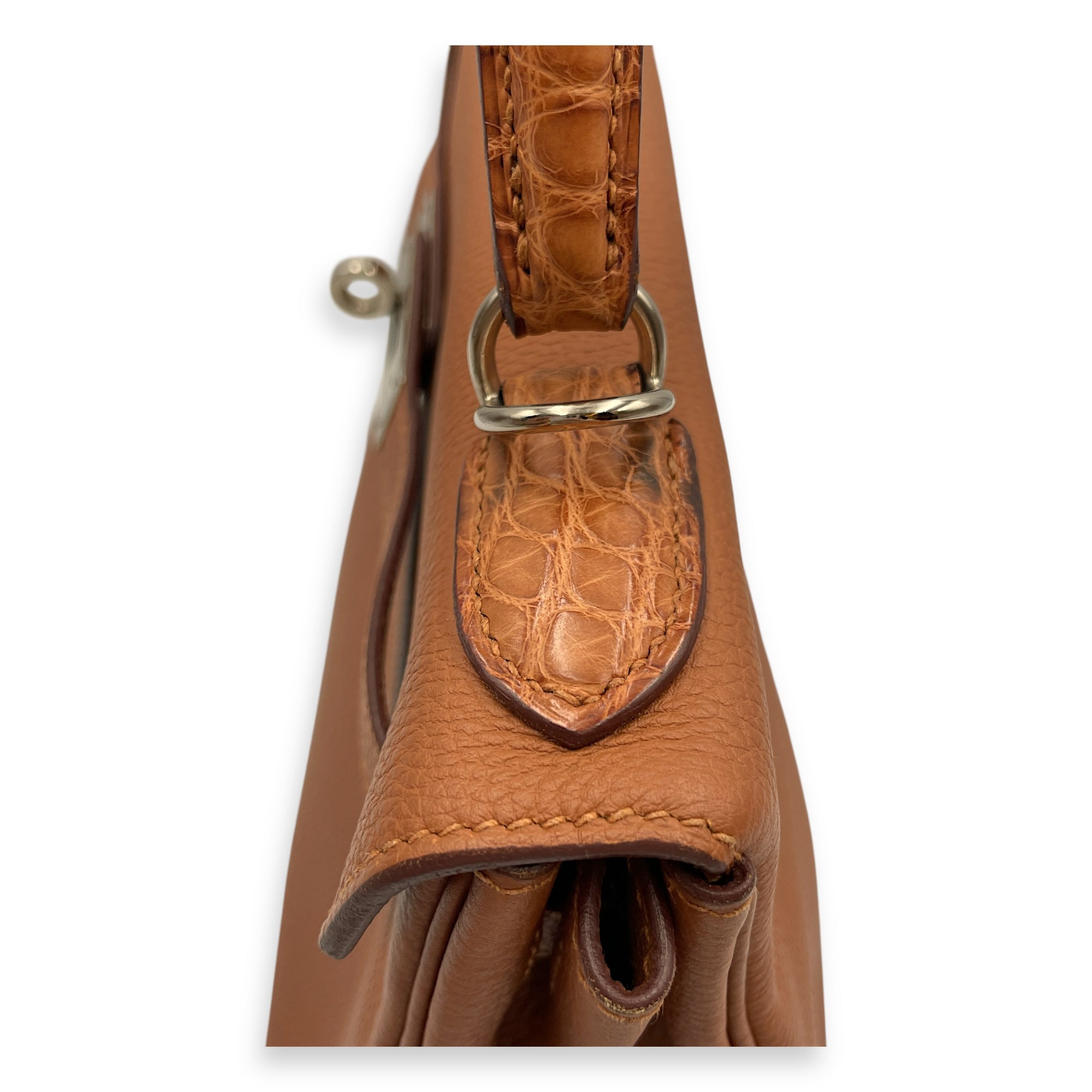 Kelly Touch 28 Gold in Togo/Matte Alligator, Palladium hardware