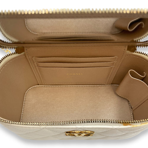 Vanity White Crossbody Bag in Lambskin, Gold hardware