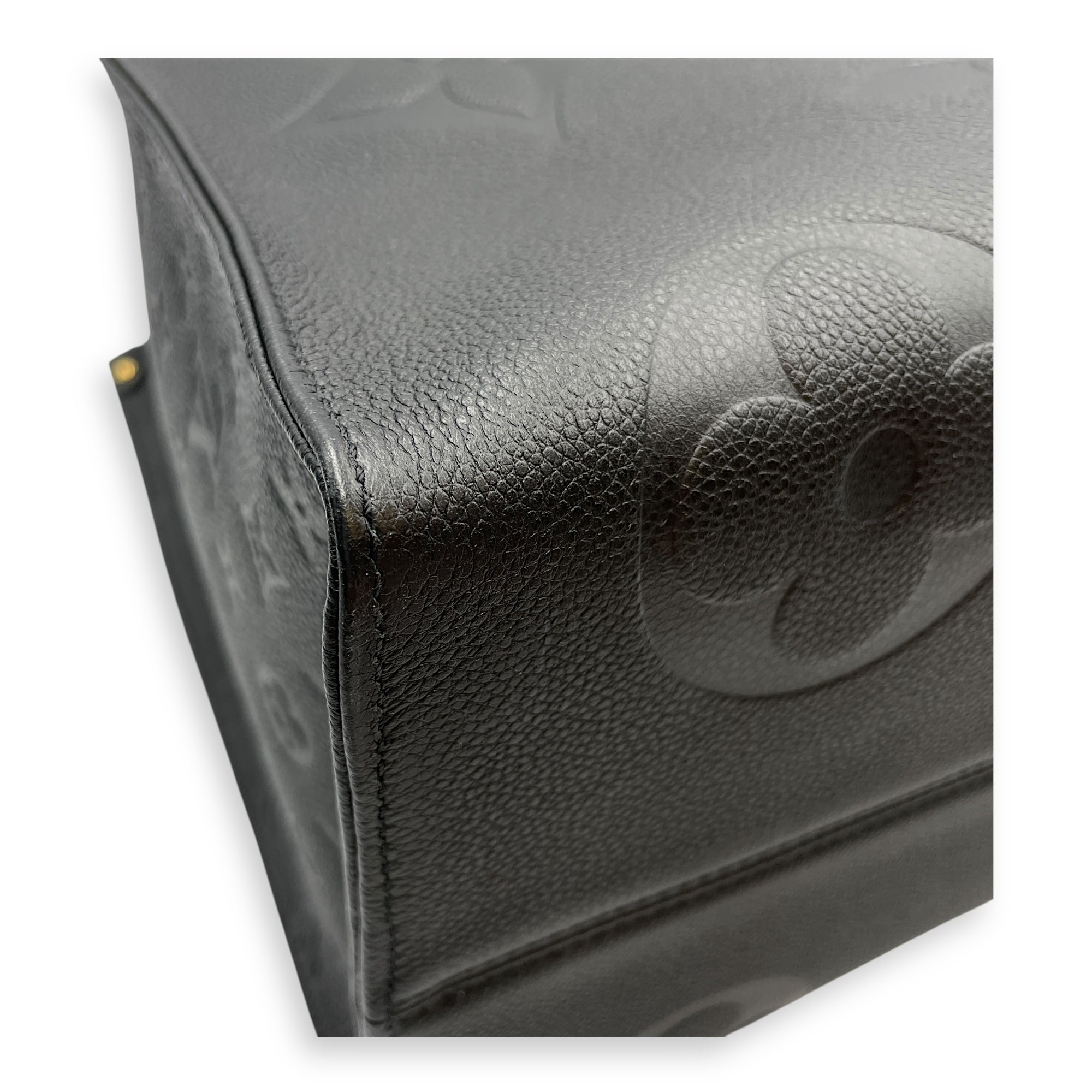 Monogram Giant On the Go GM Black Shoulder Bag in Canvas, Gold hardware