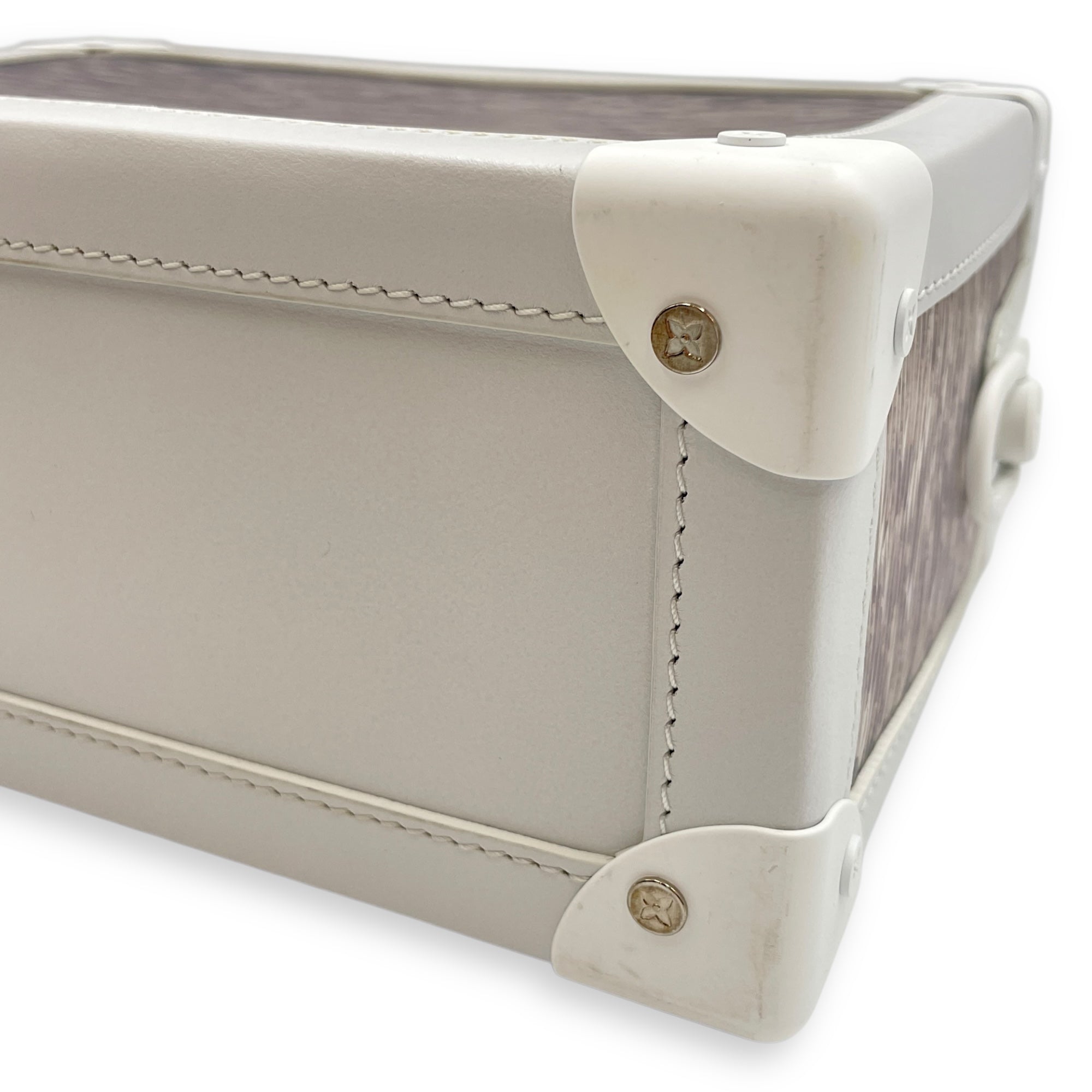 LV Soft Trunk Epi Plage White Crossbody Bag in Epi Leather, Coated steel hardware