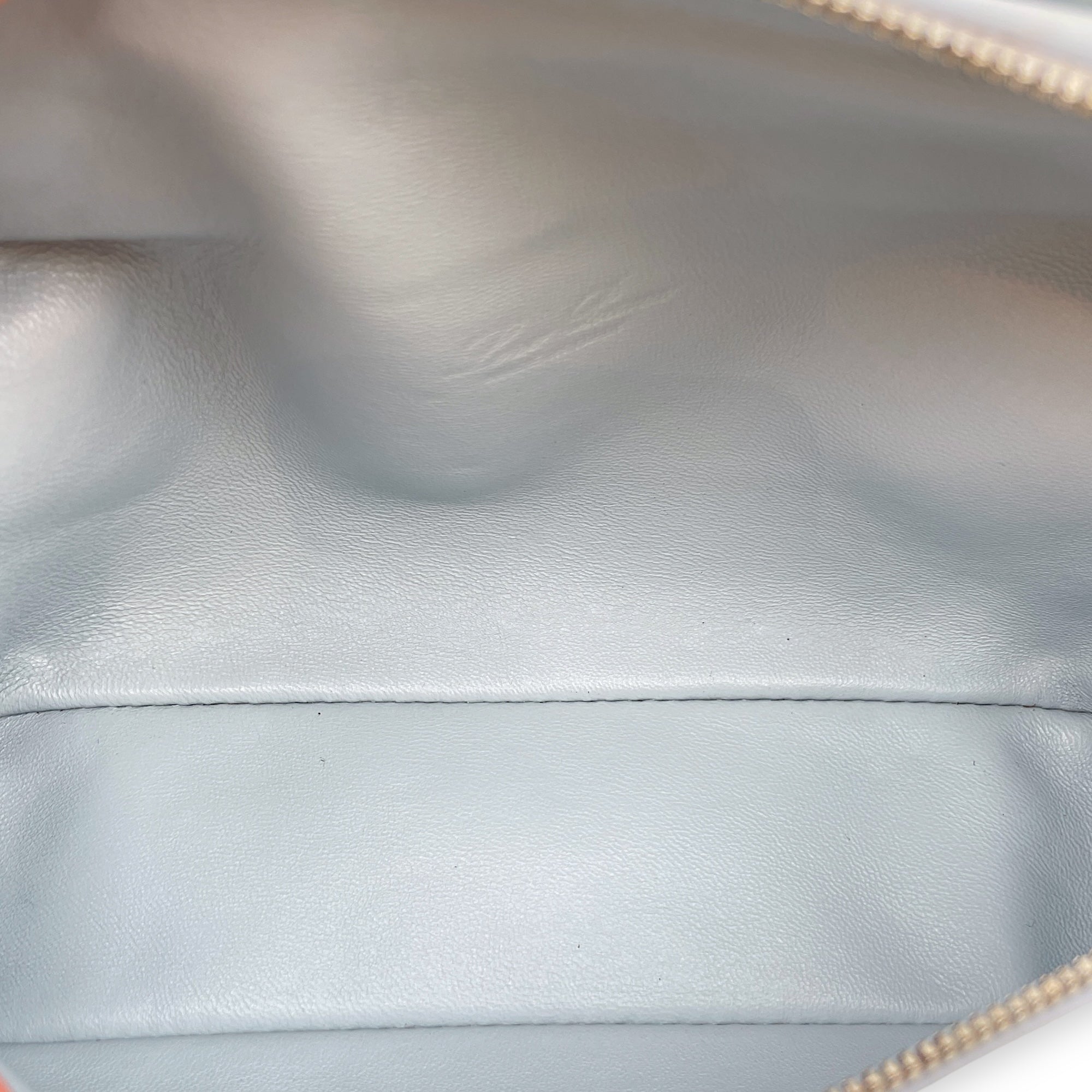 Extra Pocket 19 Baby Blue Crossbody Bag in Calfskin, Silver hardware
