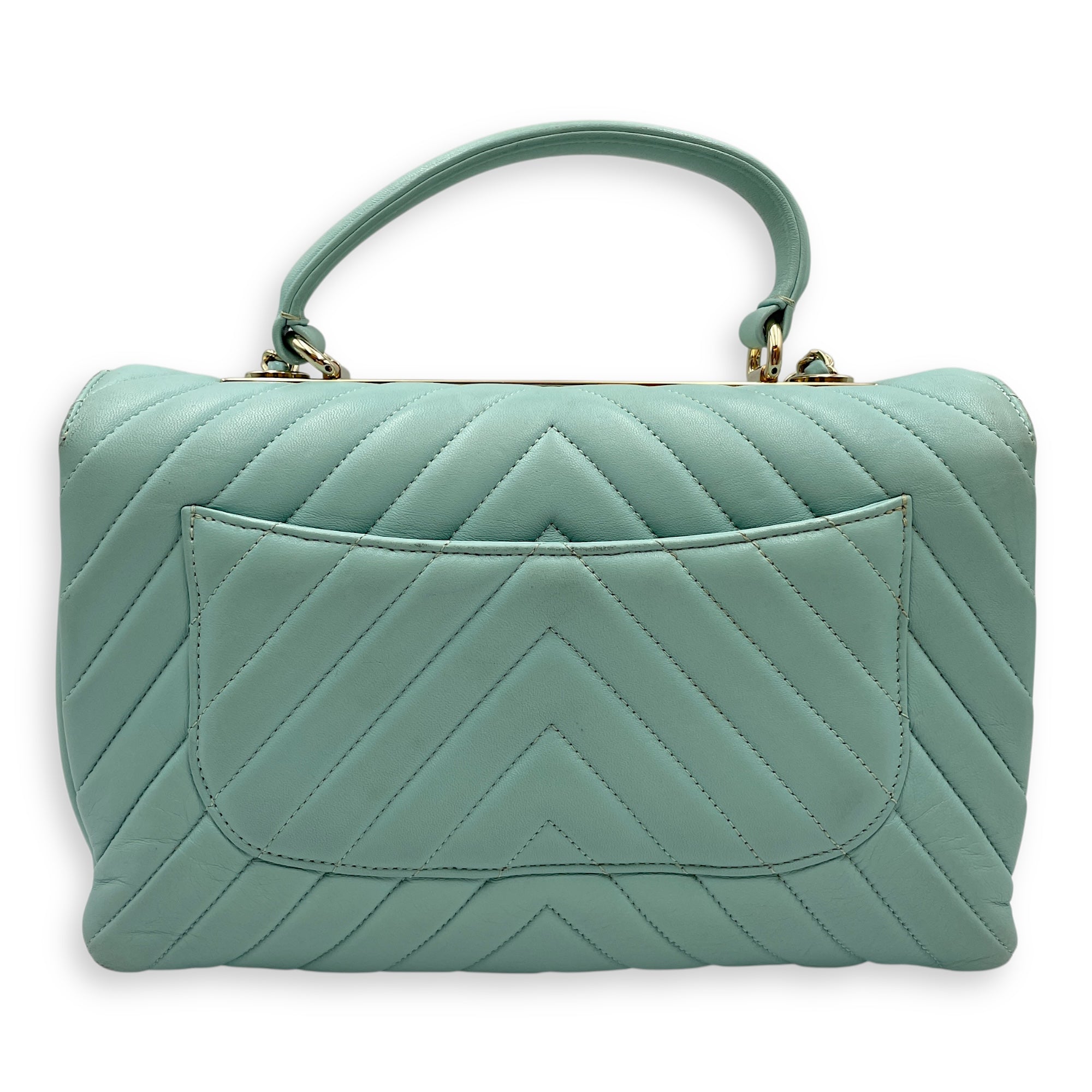 Trendy CC Blue Shoulder Bag in Lambskin, Gold hardware
