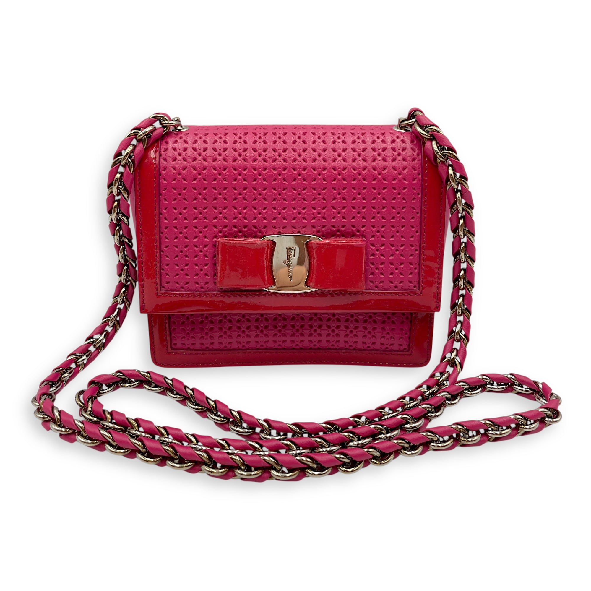 Eyelet Pink Crossbody Bag in Calfskin, Gold hardware