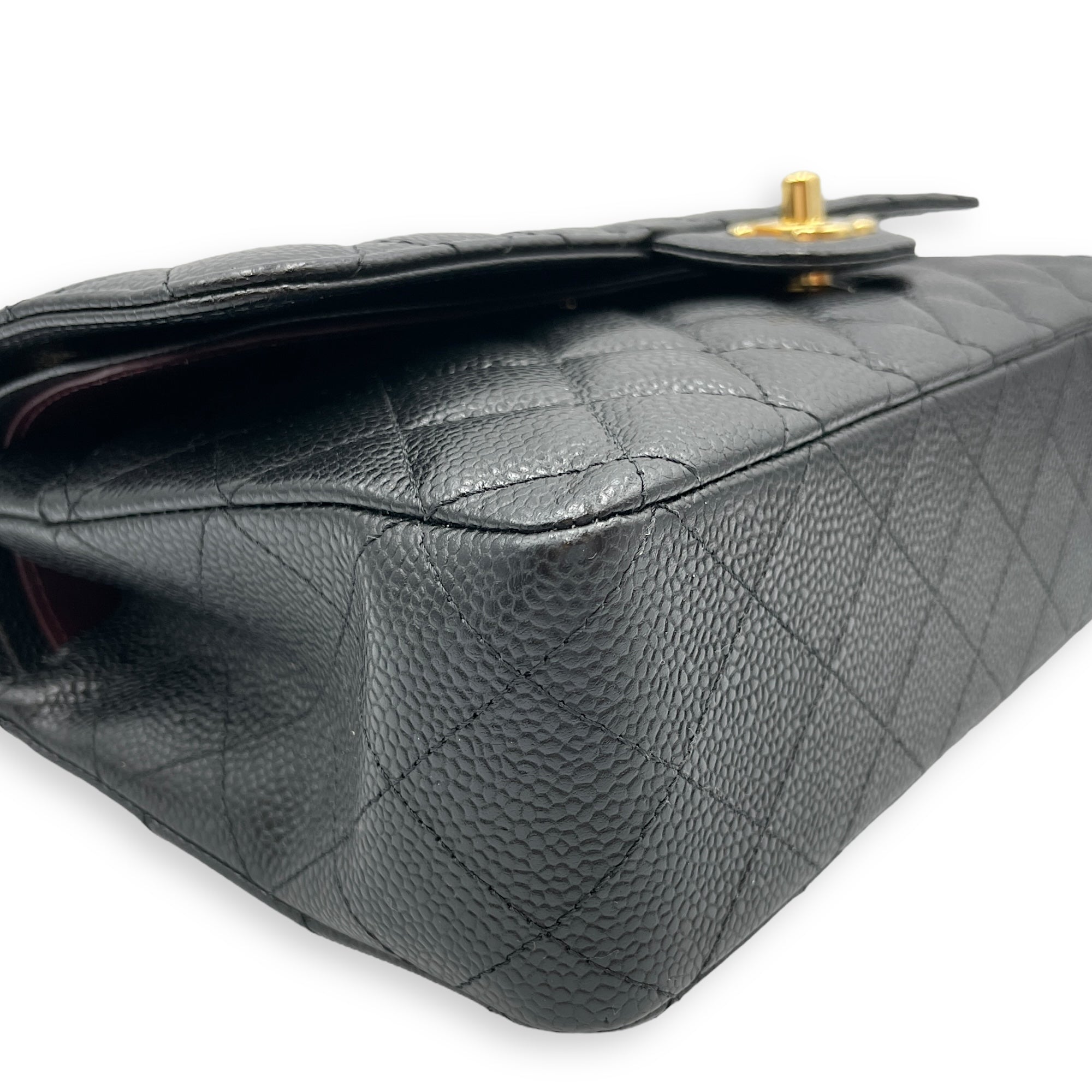 Classic Double Flap Medium Black Shoulder Bag in Caviar Leather, Gold hardware