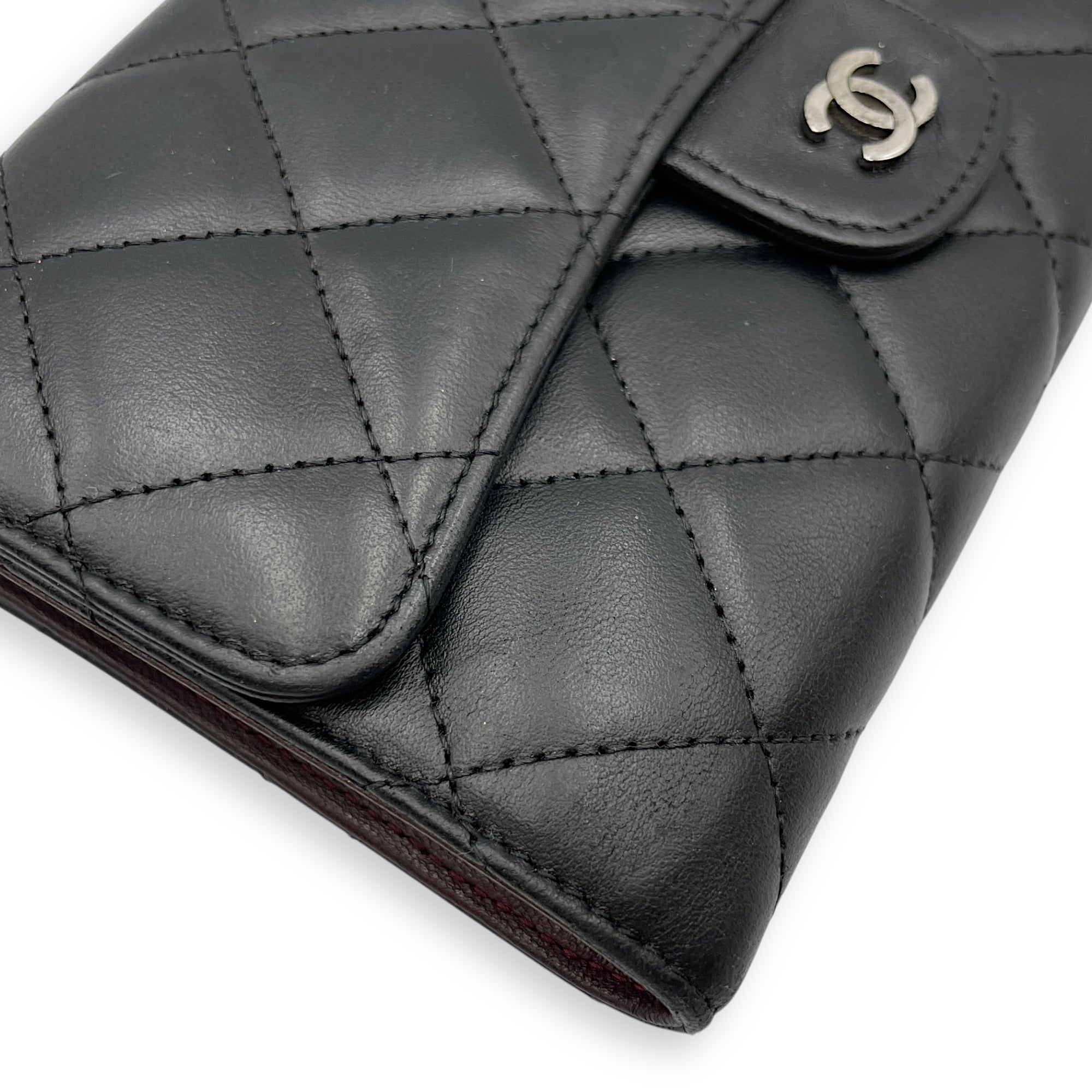 Classc Flap Long Black Wallet in Lambskin, Silver hardware